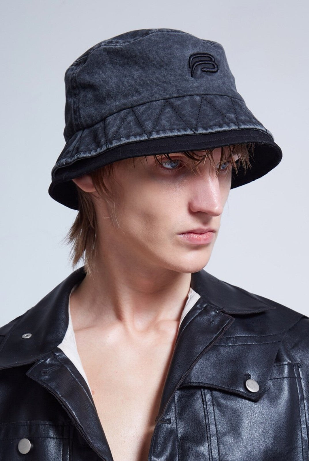 BLACKHEAD Washed Cotton Double Brim Bucket Hat in Gray - On Male Model