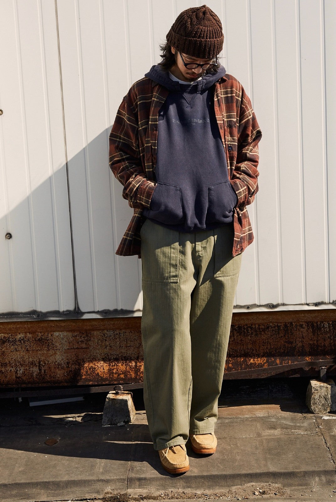 USAGE Heavyweight Herringbone Baker Pants in Olive - On Male Model