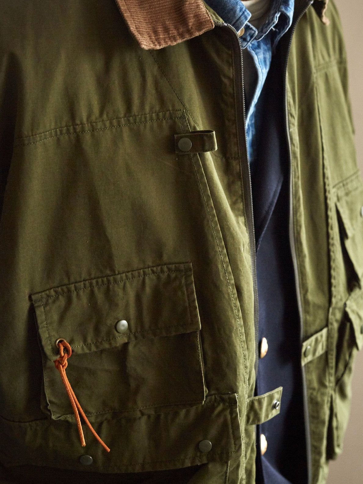 USAGE Corduroy Collar Cotton Fishing Jacket in Olive - On Male Model