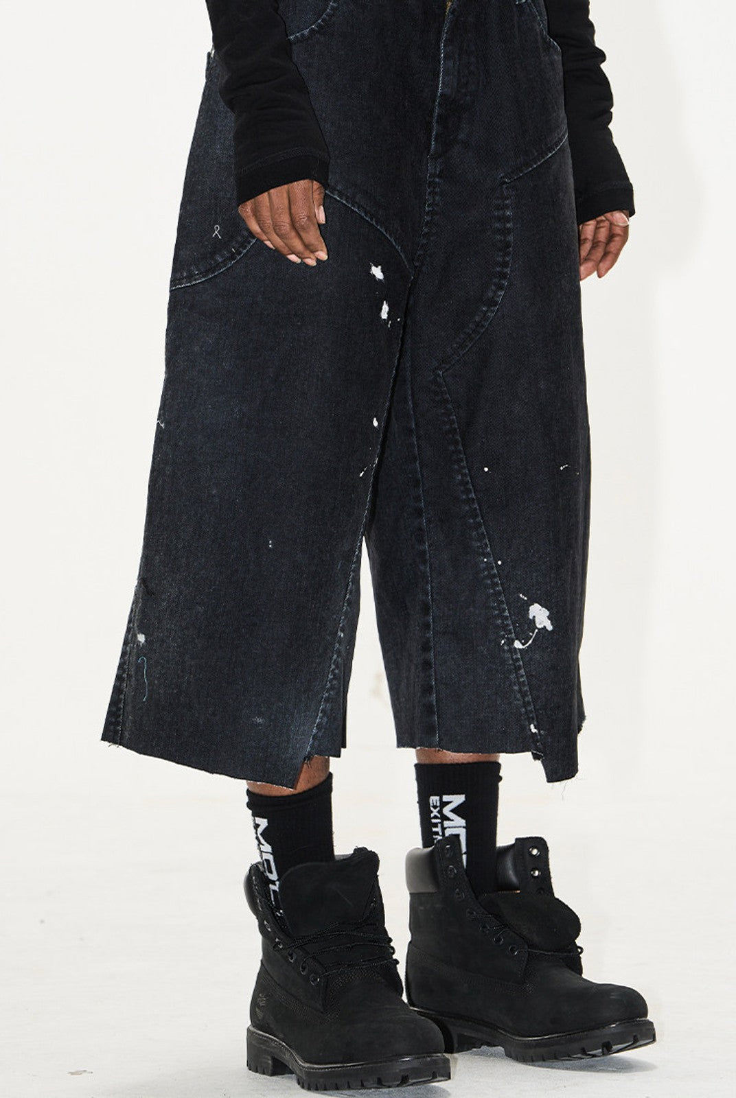 BLINDNOPLAN Ink Splatter Denim Carpenter Shorts in Black - On Model