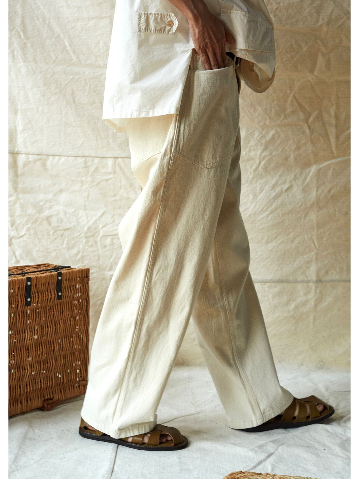 USAGE Vintage Neppy Cotton Straight Leg Jeans in Cream - On Model
