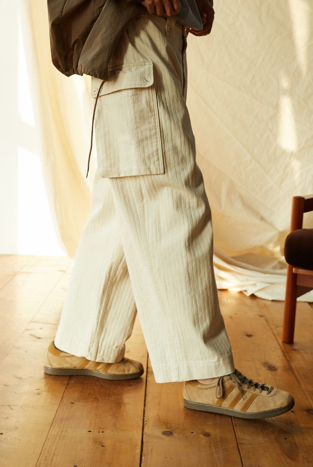 USAGE Heavyweight Herringbone Cargo Pants in White - On Model