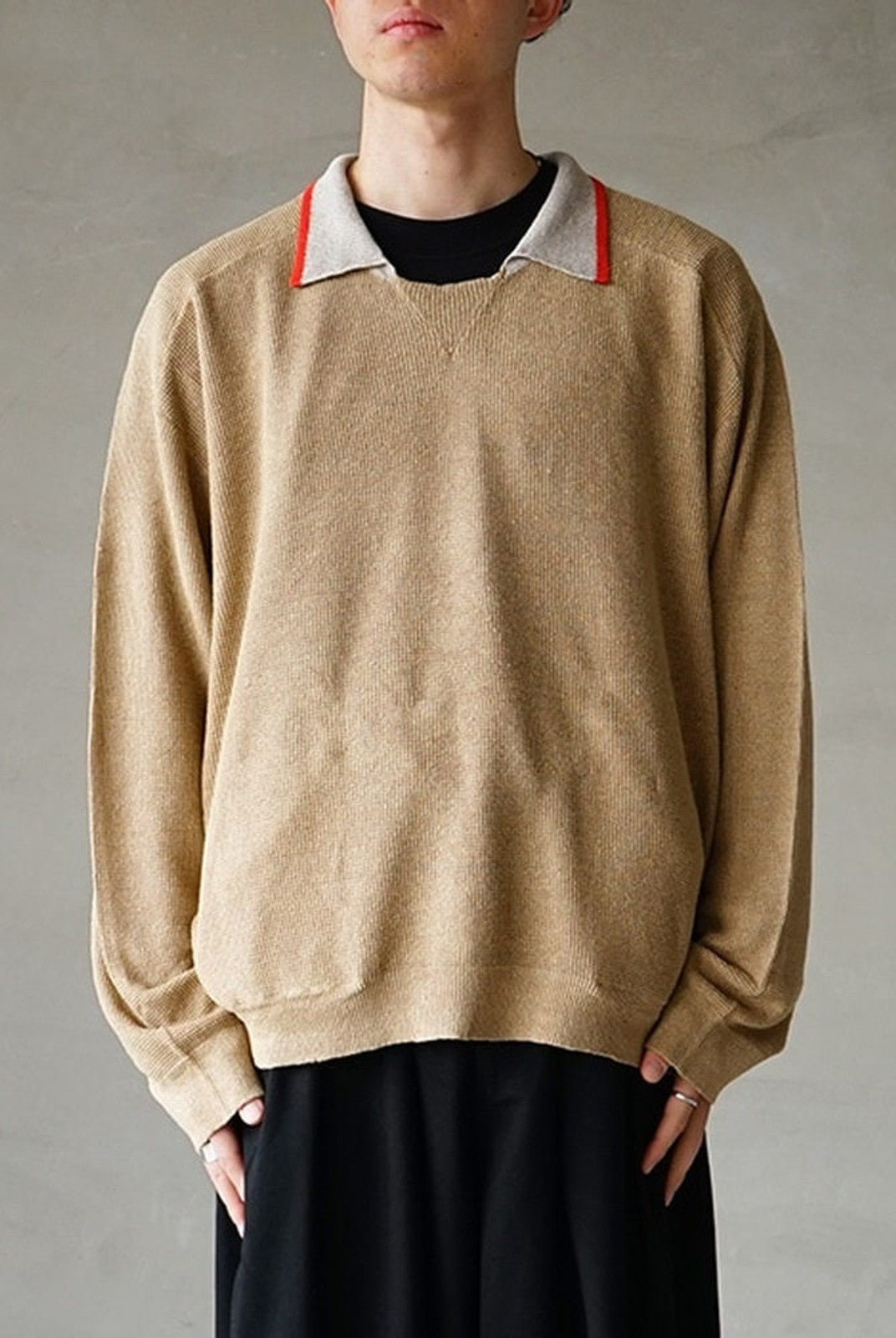 SOD Contrast Collar Linen Knit Sweater in Beige - On Male Model
