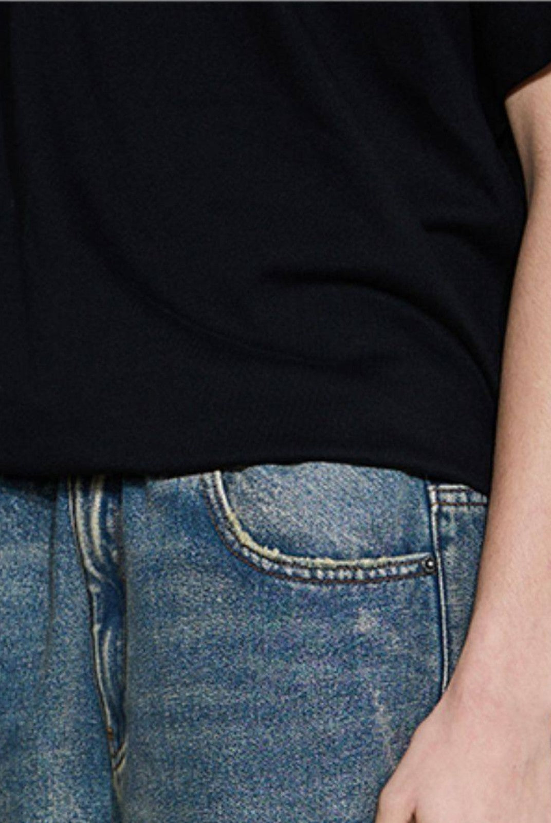 BLINDNOPLAN Distressed Washed Straight Jeans in Blue - On Model