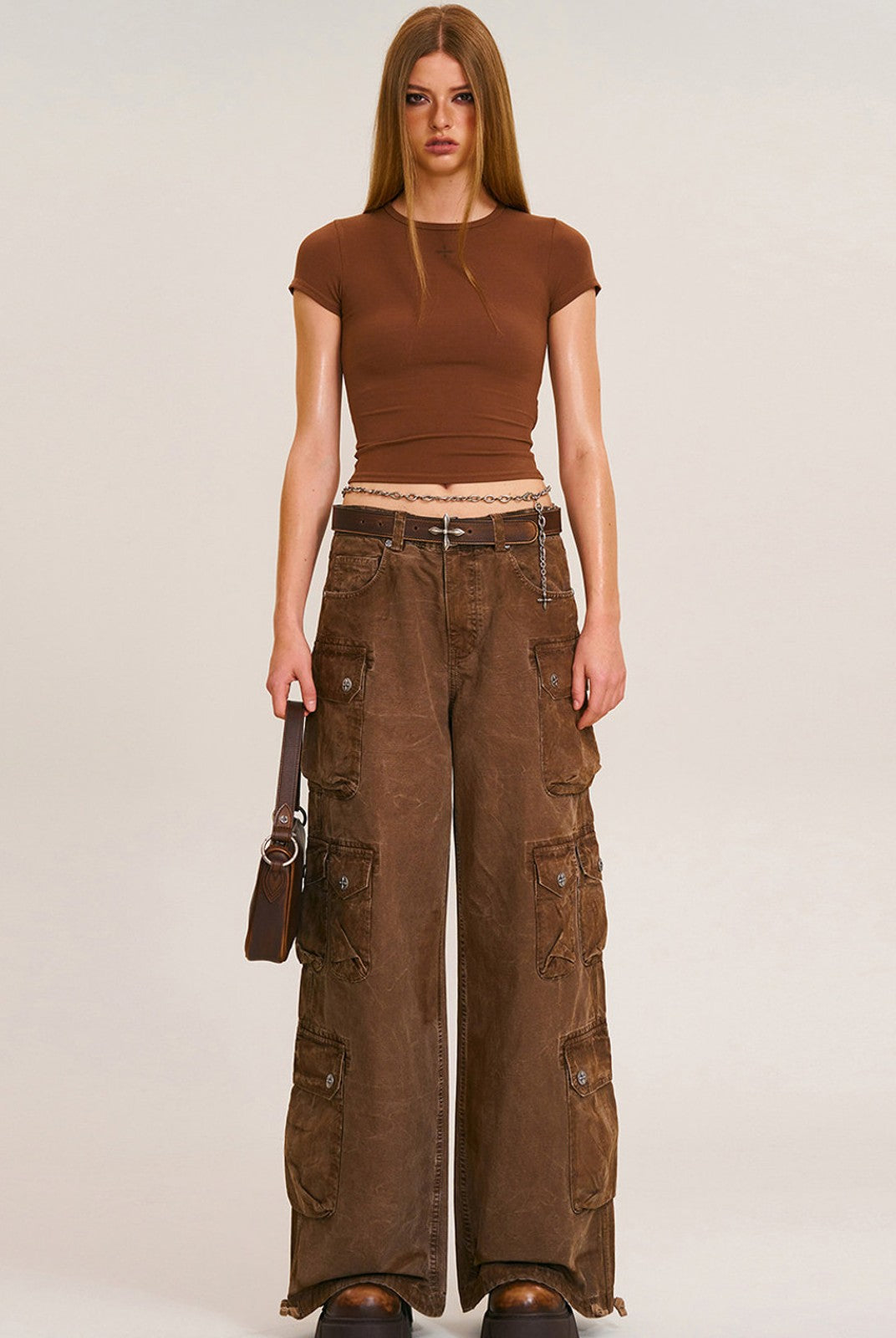 SMFK Short Sleeve Cropped T Shirt in Brown - On Female Model