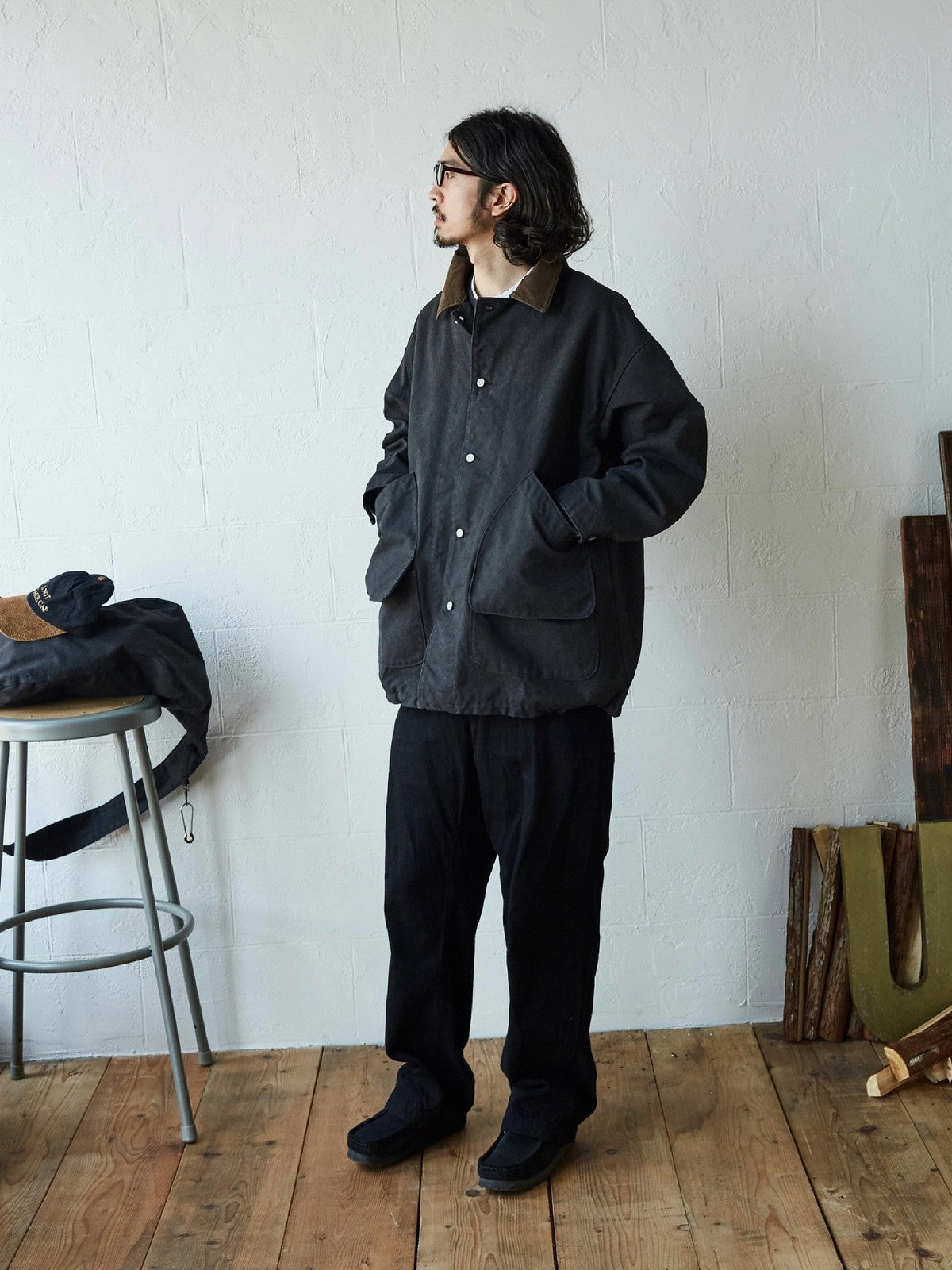 USAGE Heavyweight Canvas Hunting Jacket in Gray - On Male Model