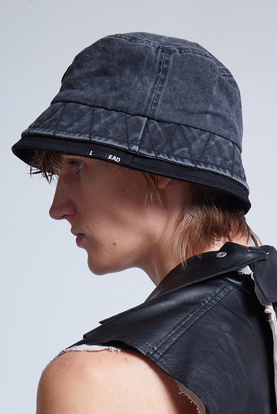 BLACKHEAD Washed Cotton Double Brim Bucket Hat in Gray - On Male Model