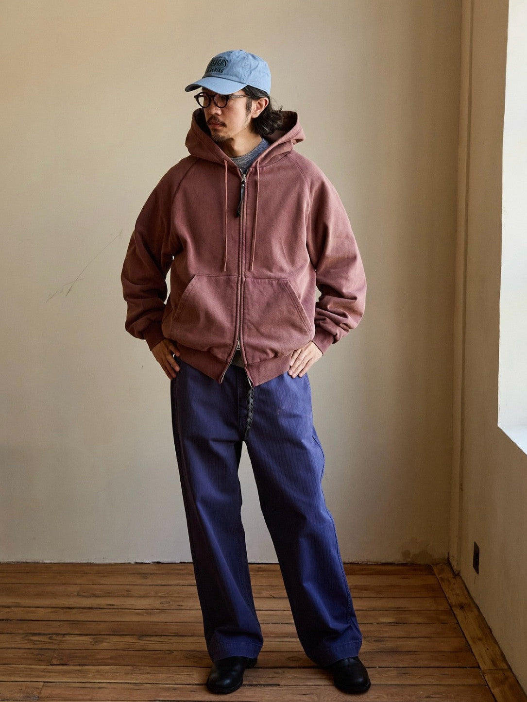USAGE Vintage Washed Double Layer Zip Hoodie in Burgundy - On Male Model