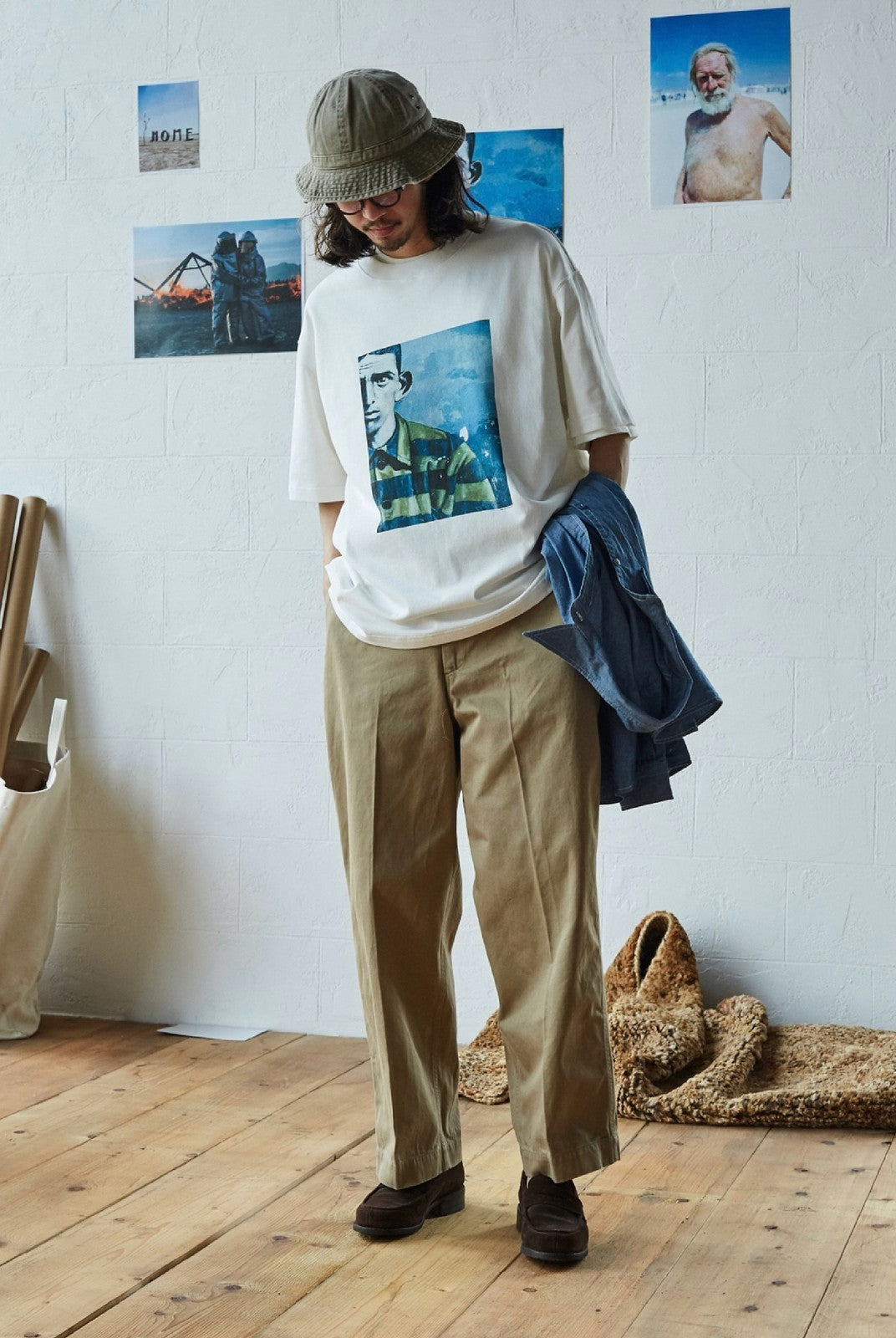 USAGE Air Spun Cotton Graphic T Shirt in White - On Male Model