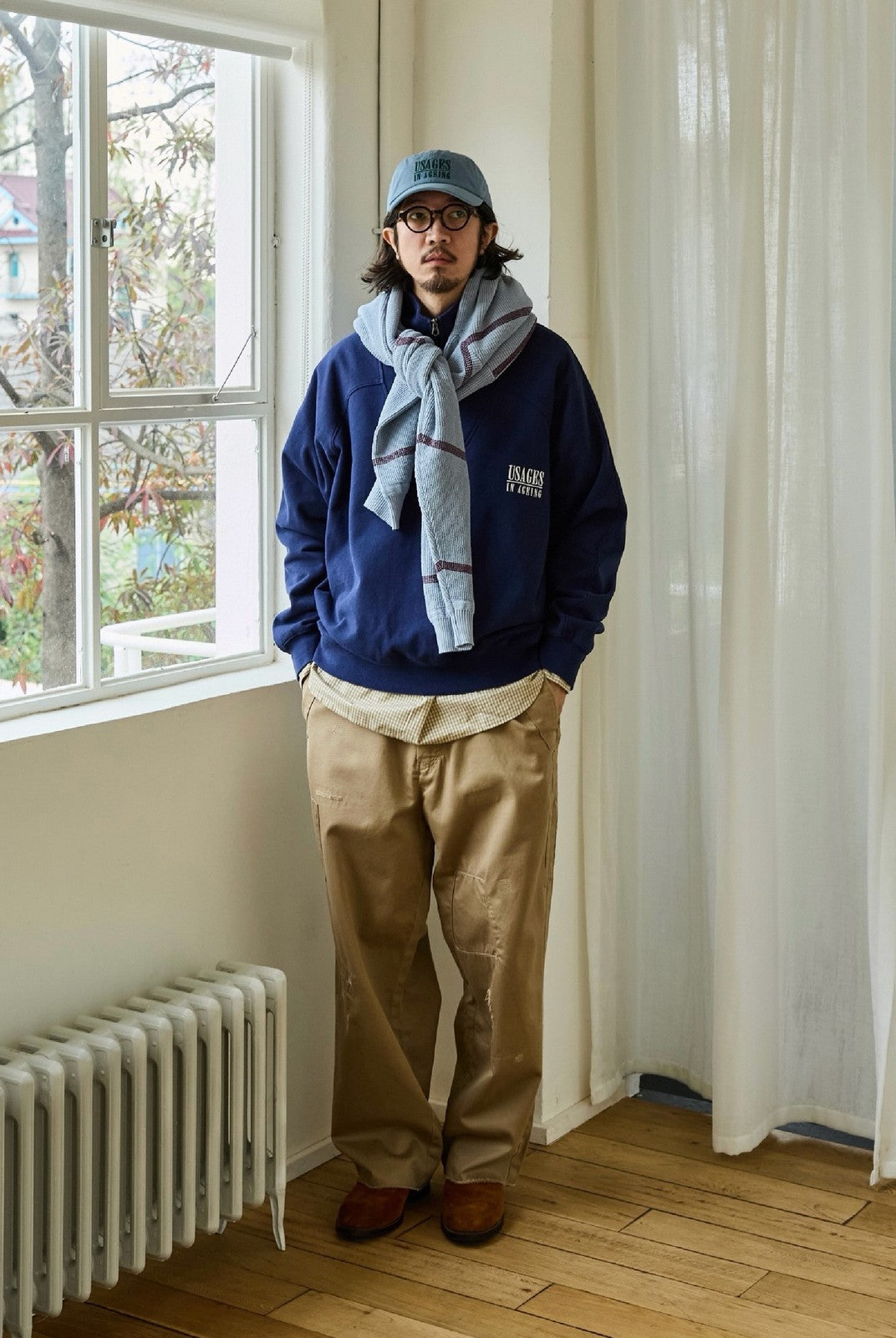 USAGE Heavyweight Cotton Half Zip Sweatshirt in Navy Blue - On Male Model