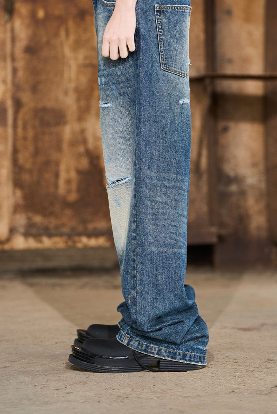 BLINDNOPLAN Distressed Dark Wash Straight Jeans in Blue - On Model