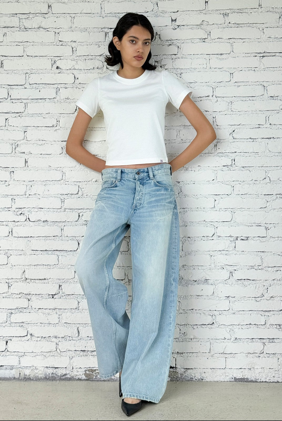 FaxCopyExpress Washed Cotton Gardener Jeans in Blue - On Female Model