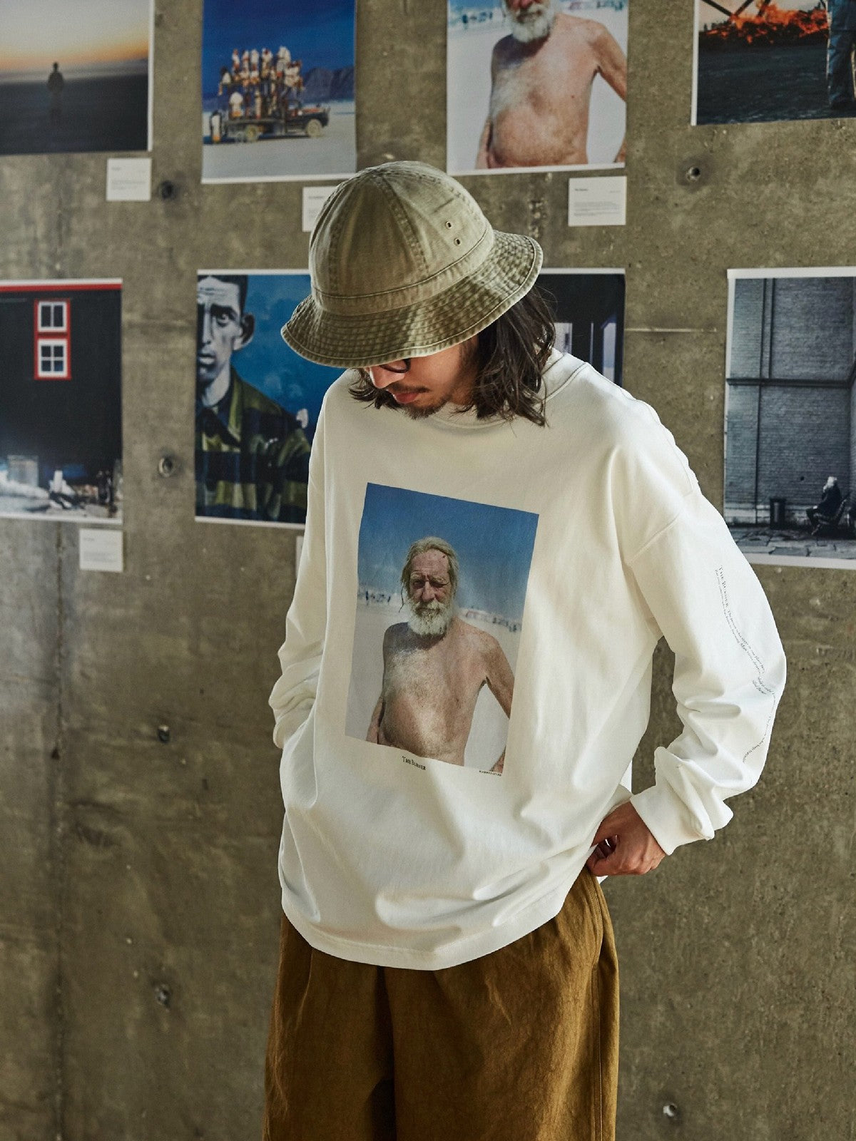 USAGE Vintage Photo Print Cotton T Shirt in White - On Male Model