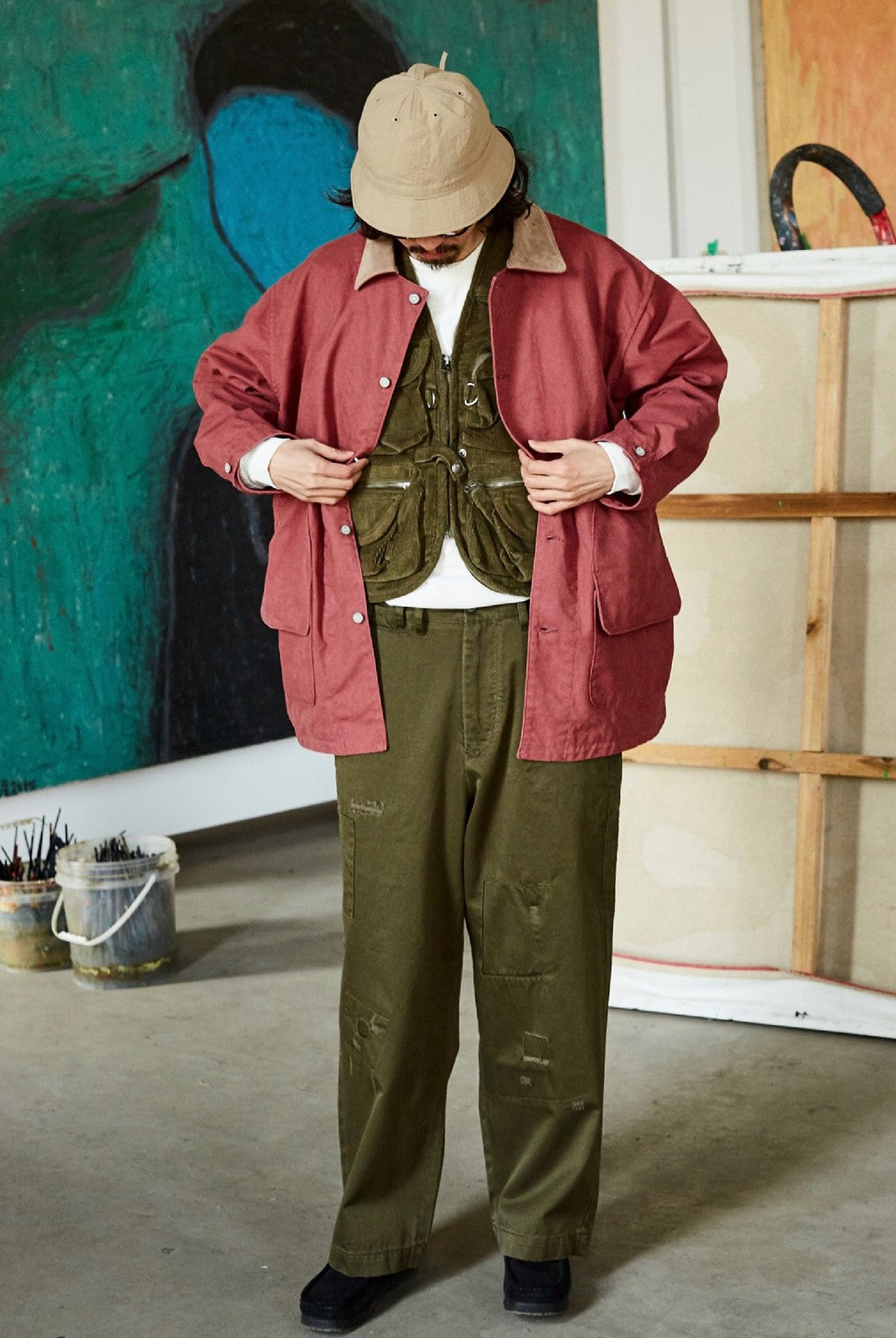 USAGE Heavyweight Canvas Hunting Jacket in Burgundy - On Male Model