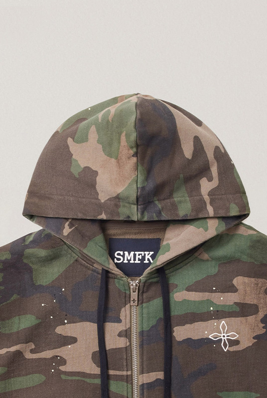 SMFK Cross Embroidered Cotton Zip Up Hoodie in Green - Detail