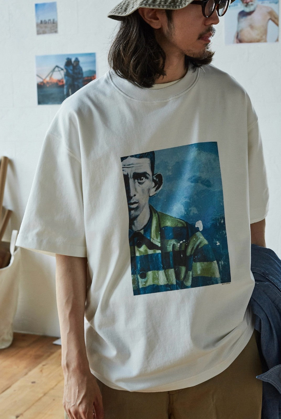 USAGE Air Spun Cotton Graphic T Shirt in White - On Male Model