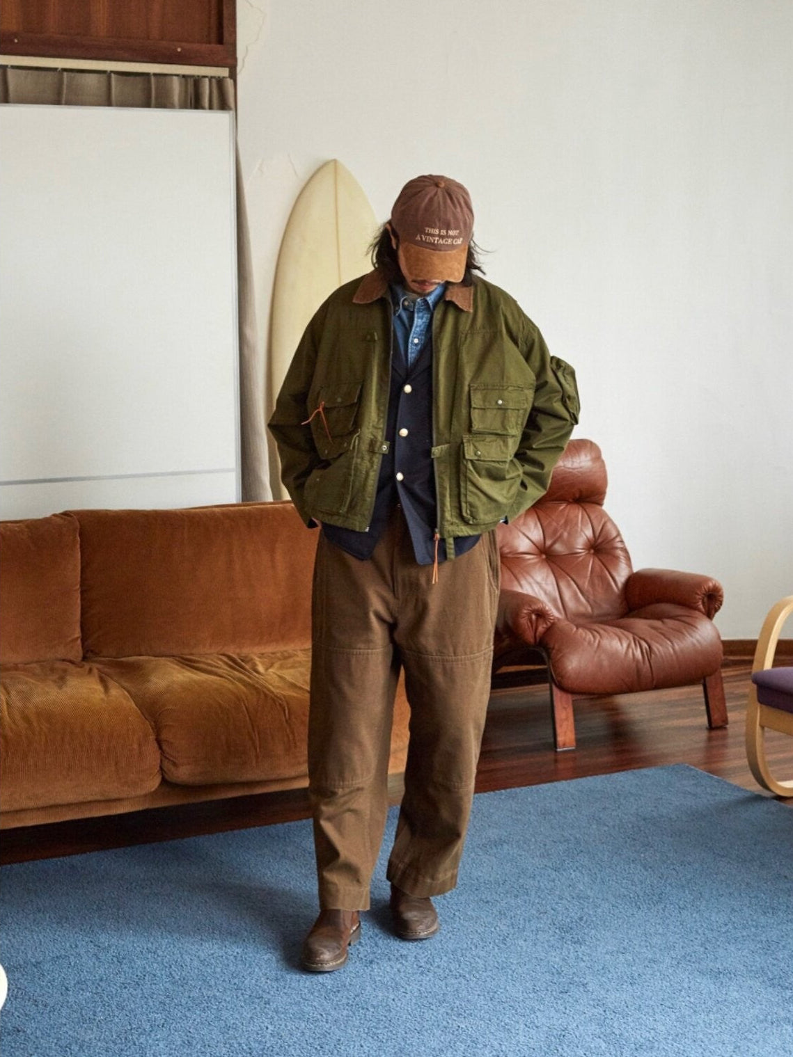 USAGE Corduroy Collar Cotton Fishing Jacket in Olive - On Male Model