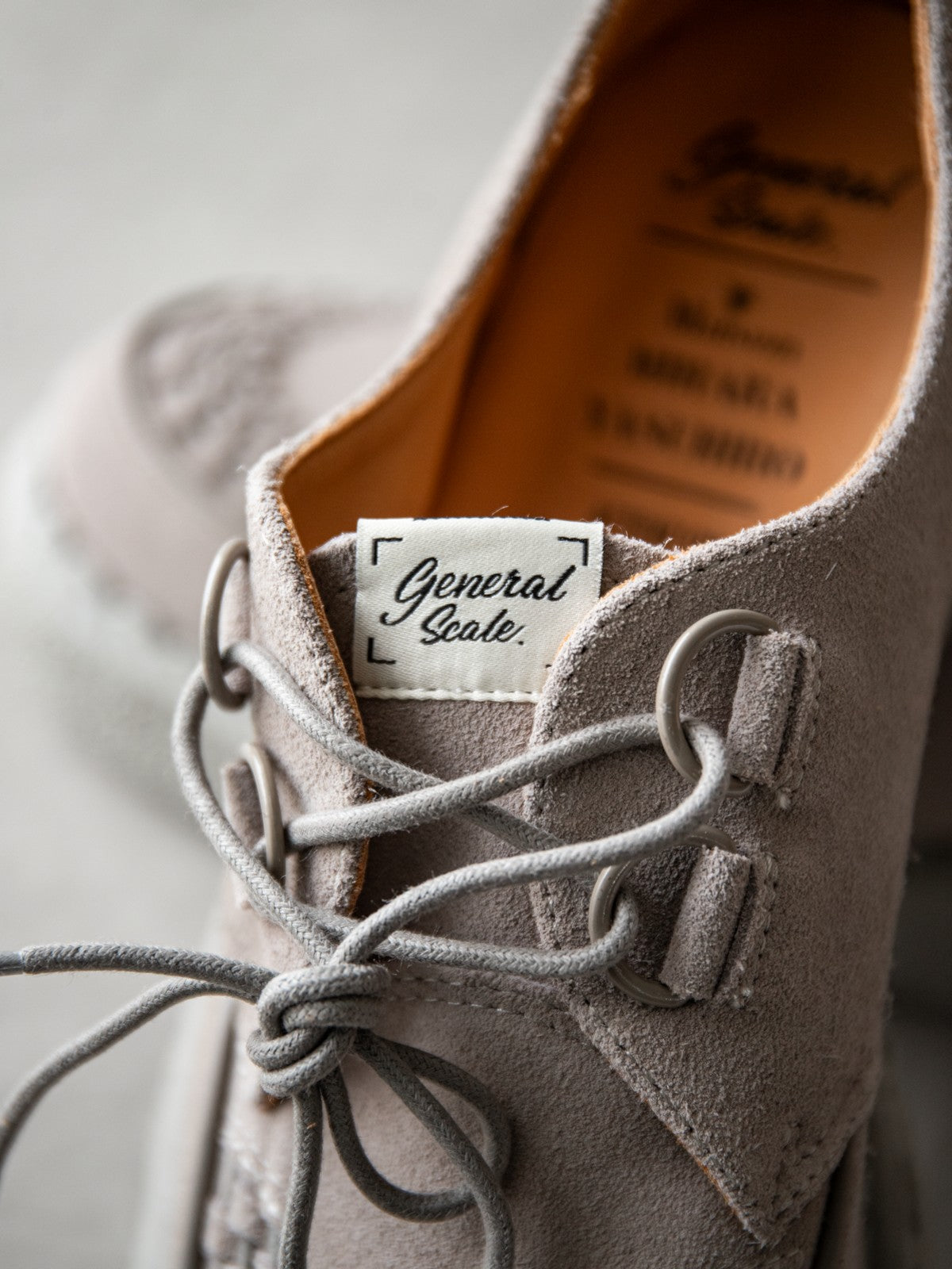SOD Woven Suede Platform Sneakers in Gray - Detail