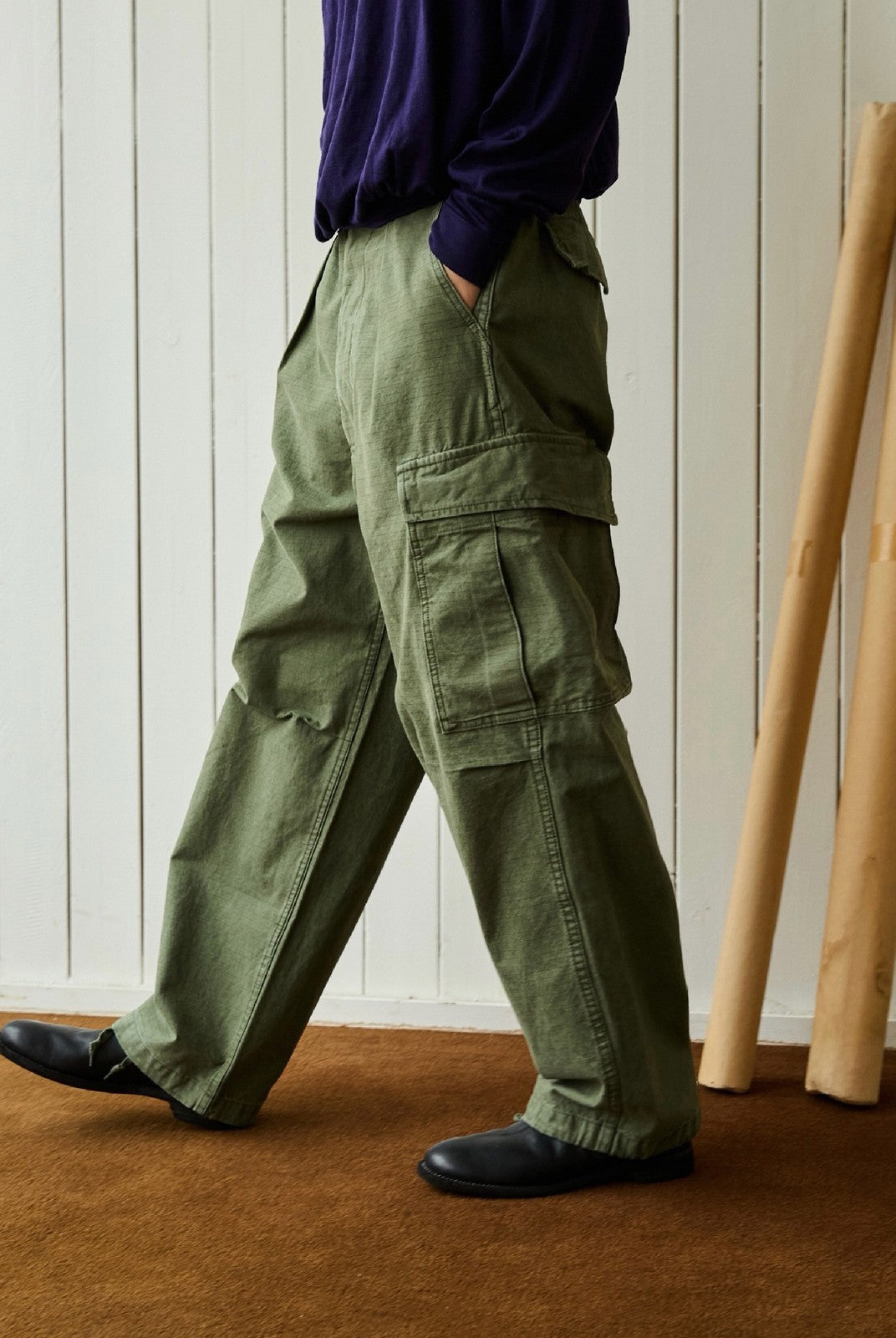 USAGE Heavyweight Ripstop M51 Cargo Pants in Olive - On Model