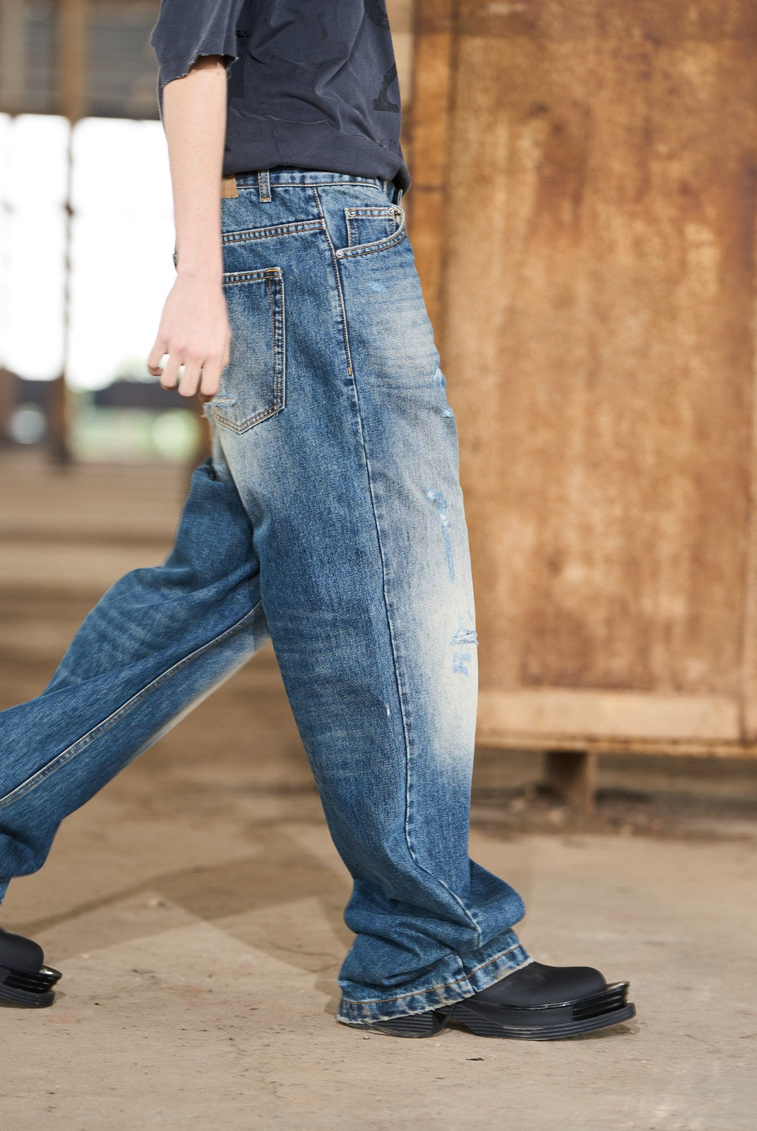 BLINDNOPLAN Distressed Dark Wash Straight Jeans in Blue - On Model