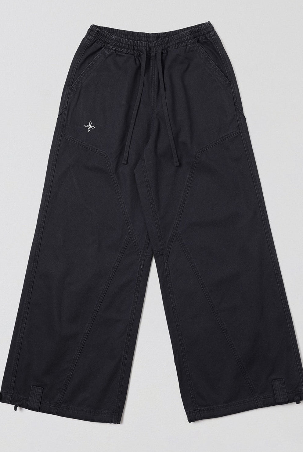 SMFK Wide Leg Cotton Cargo Sweatpants in Black