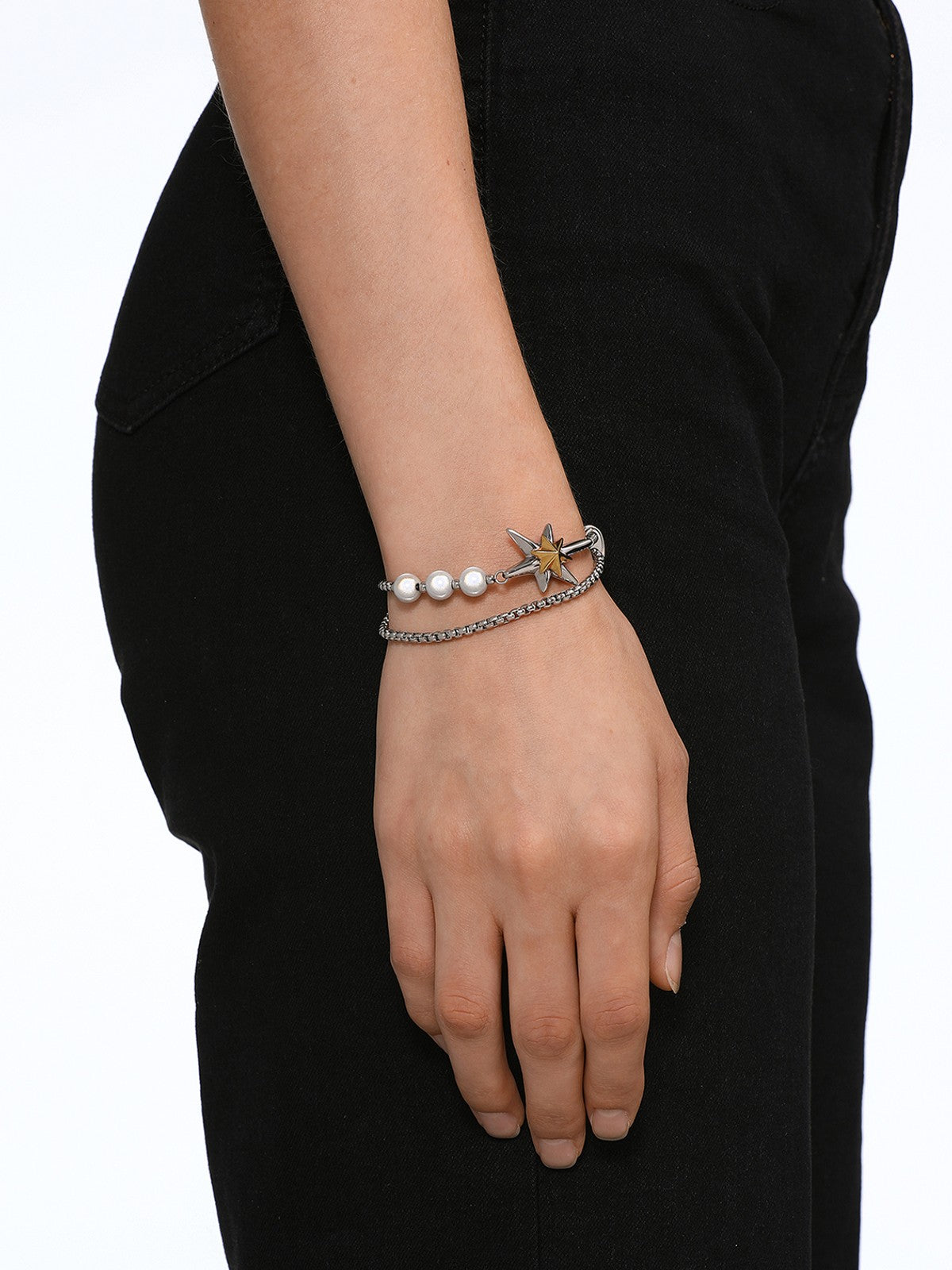 BLACKHEAD Two Tone Star Pearl Bracelet in Gold - On Female Model