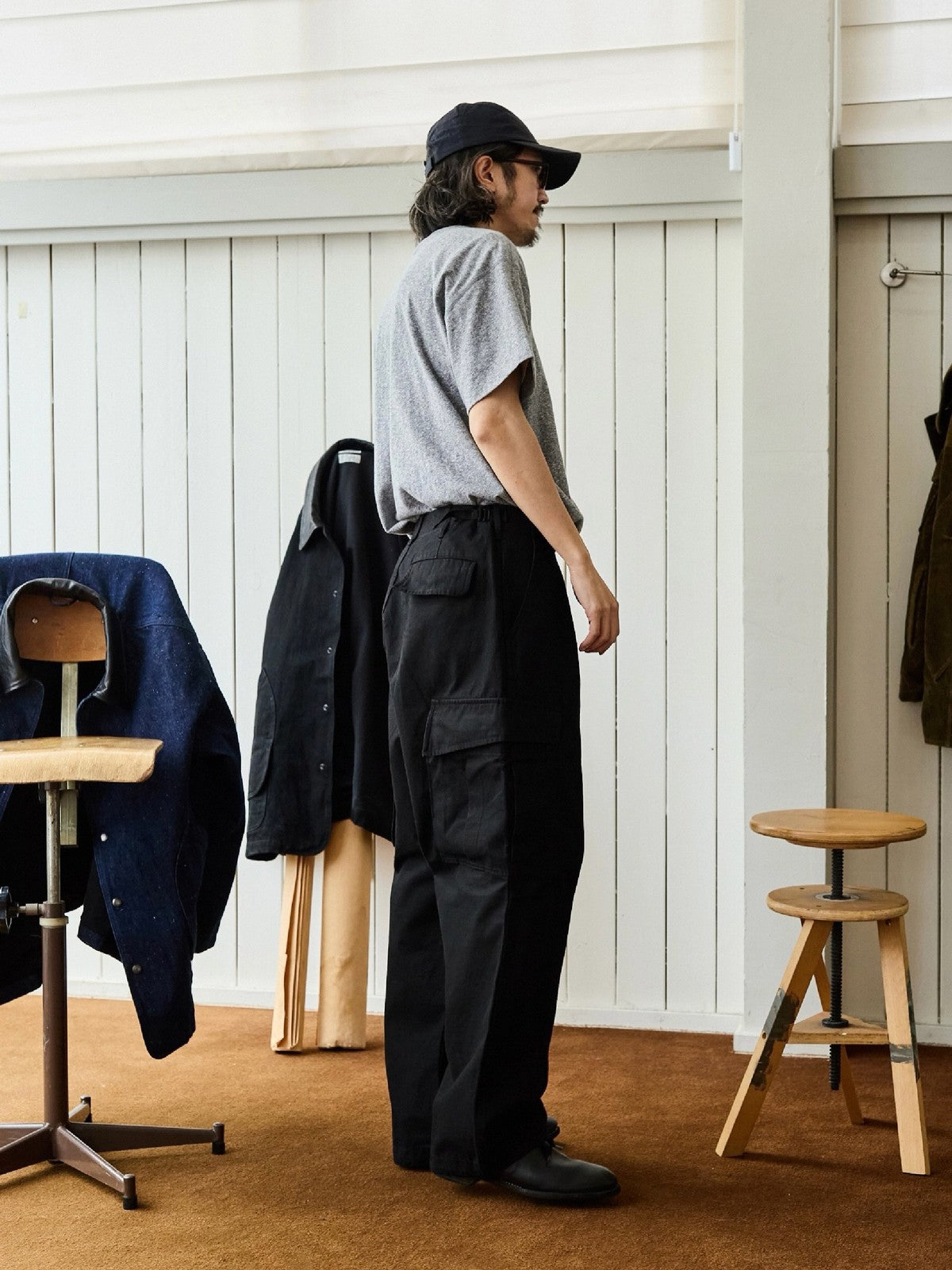 USAGE Heavyweight Ripstop M51 Cargo Pants in Black - On Male Model