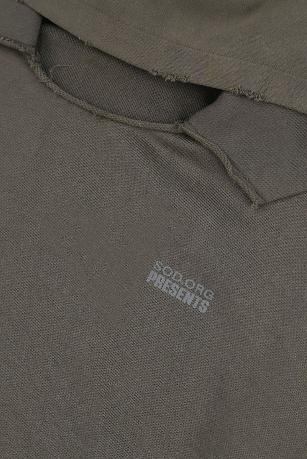 SOD Heavy Washed Distressed Hoodie in Green - Detail