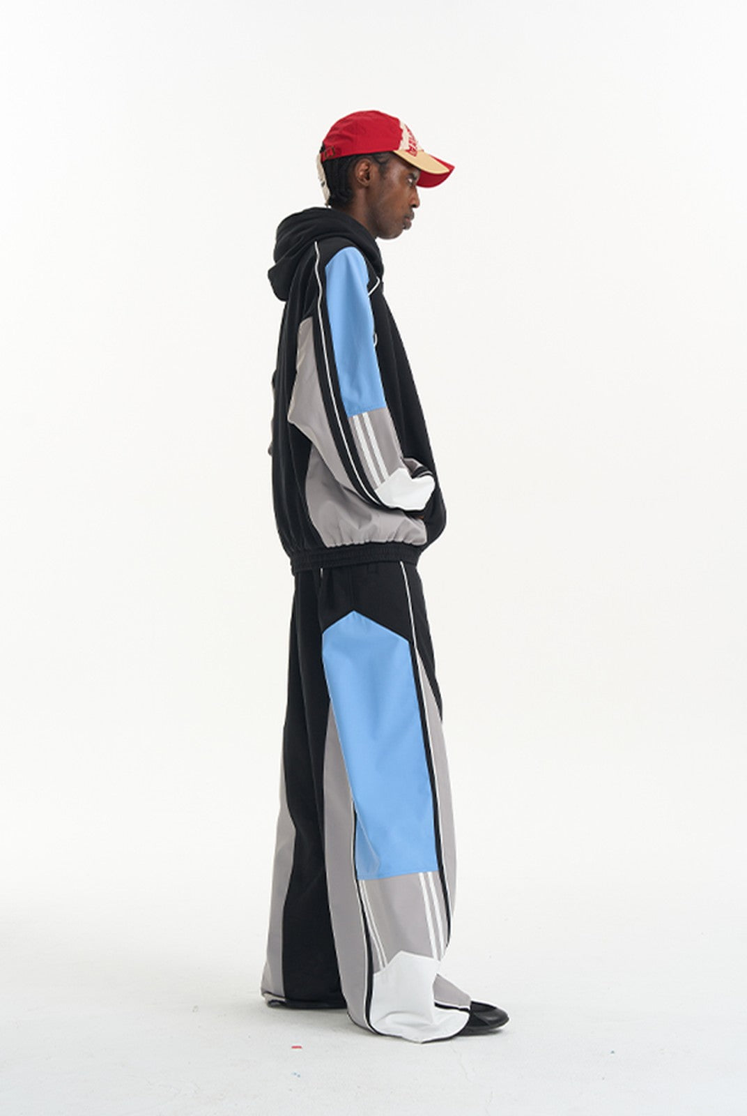 BLINDNOPLAN Color Blocked Hooded Track Jacket in Black - On Male Model