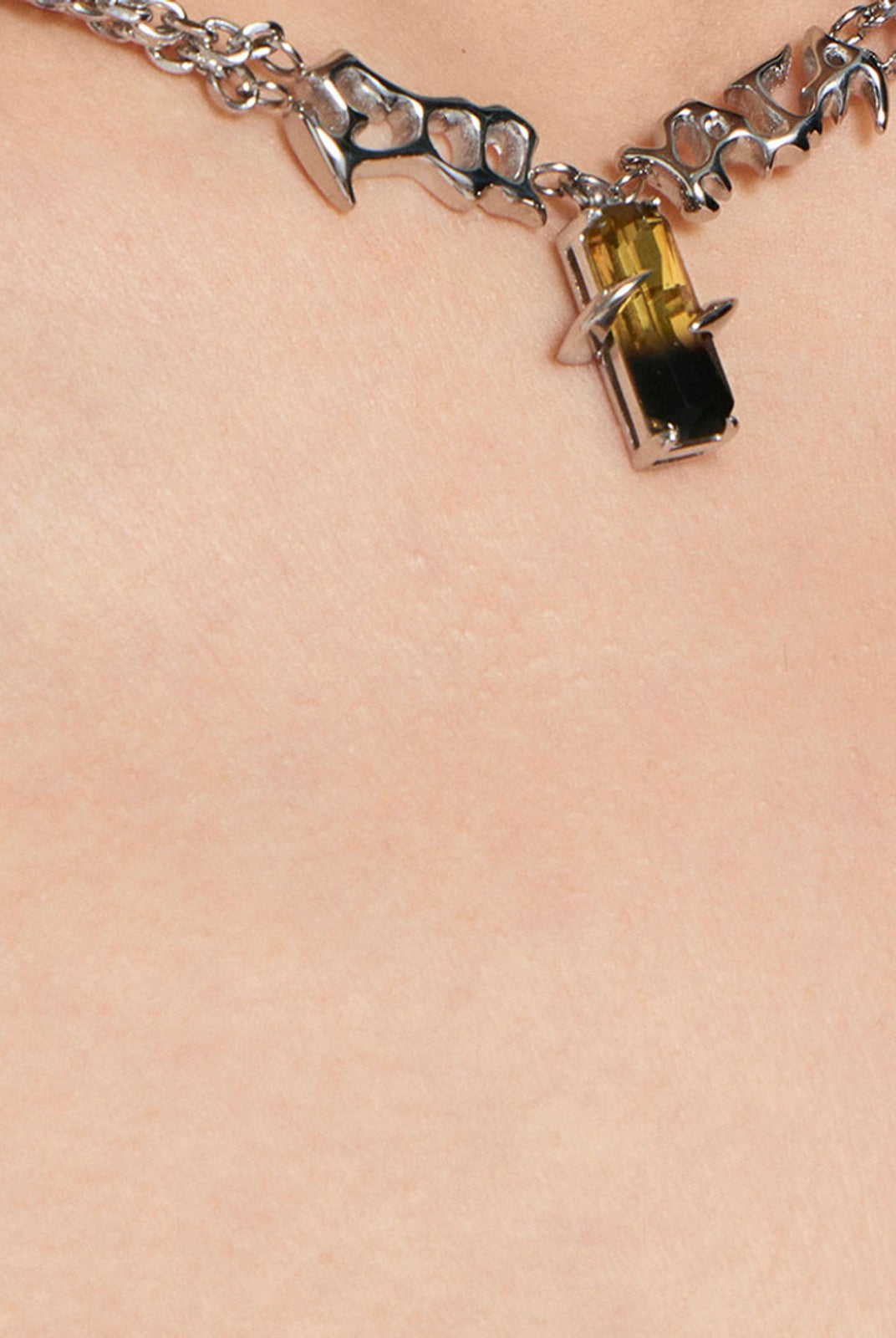 BLACKHEAD Vinyl Wave Gradient Necklace in Silver - On Model