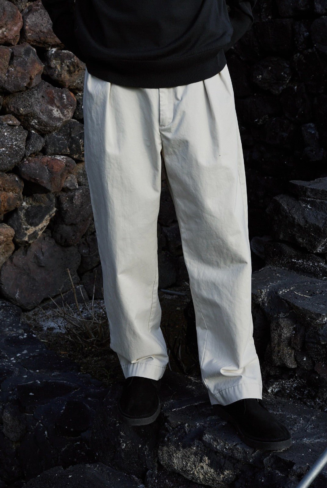 USAGE Pleated Cotton Twill Chinos in White - On Model