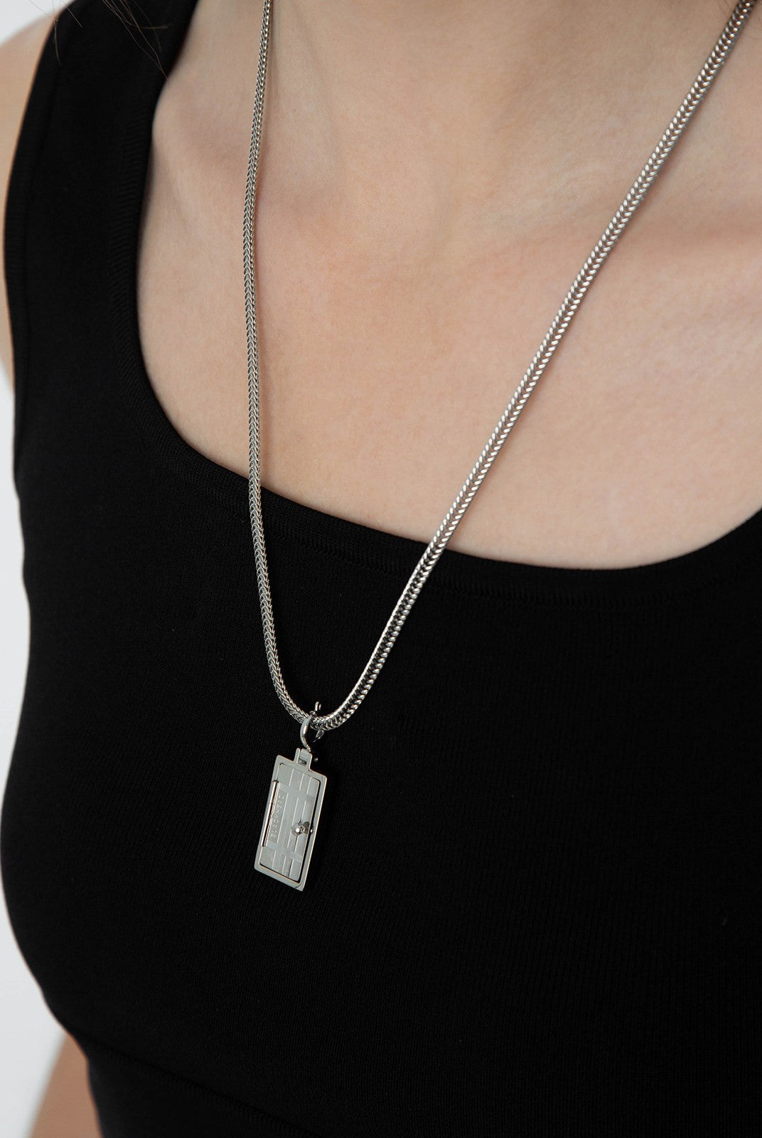 BLACKHEAD 316 Steel Pendant Necklace in Silver - On Female Model