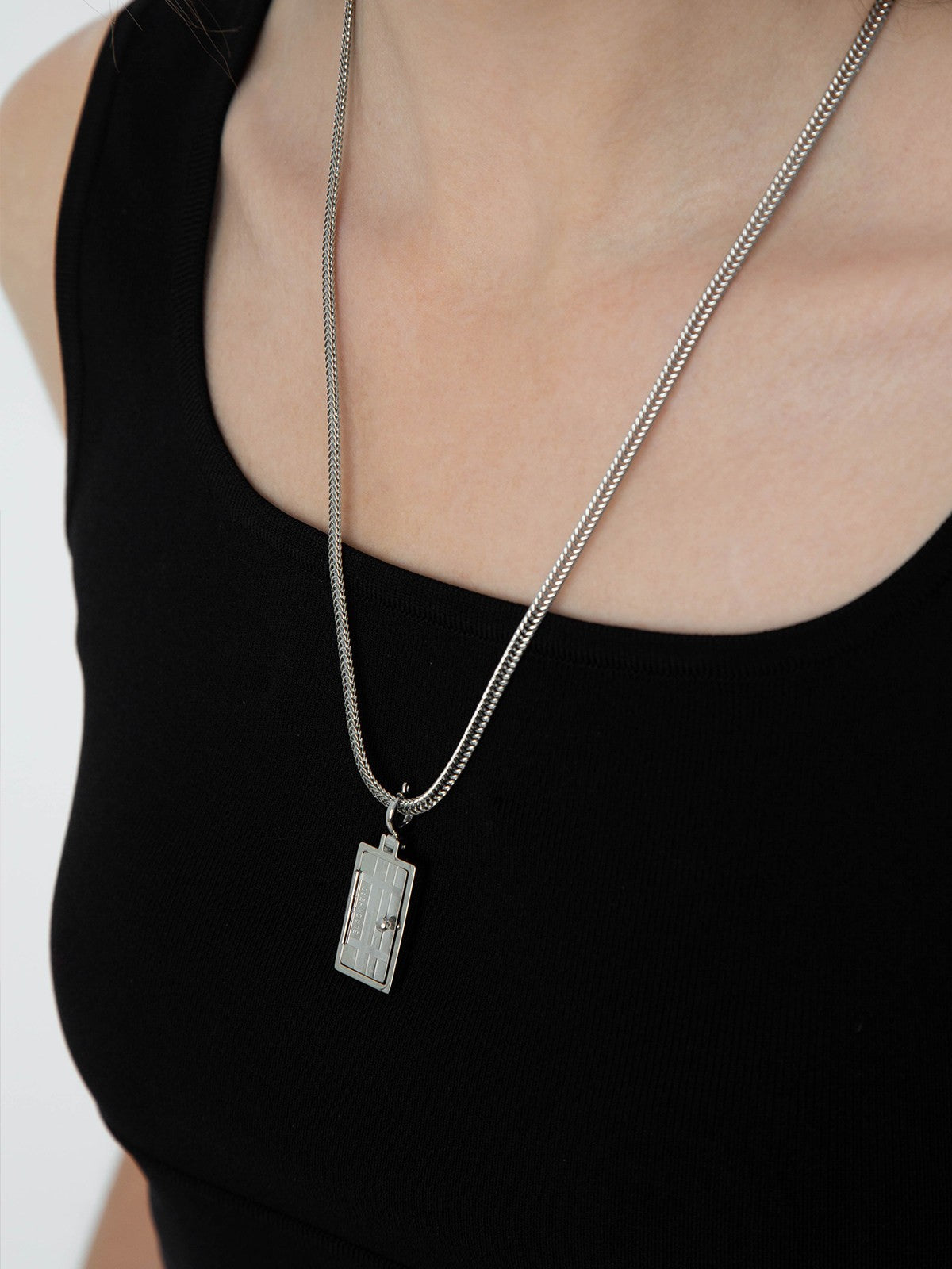 BLACKHEAD 316 Steel Pendant Necklace in Silver - On Female Model