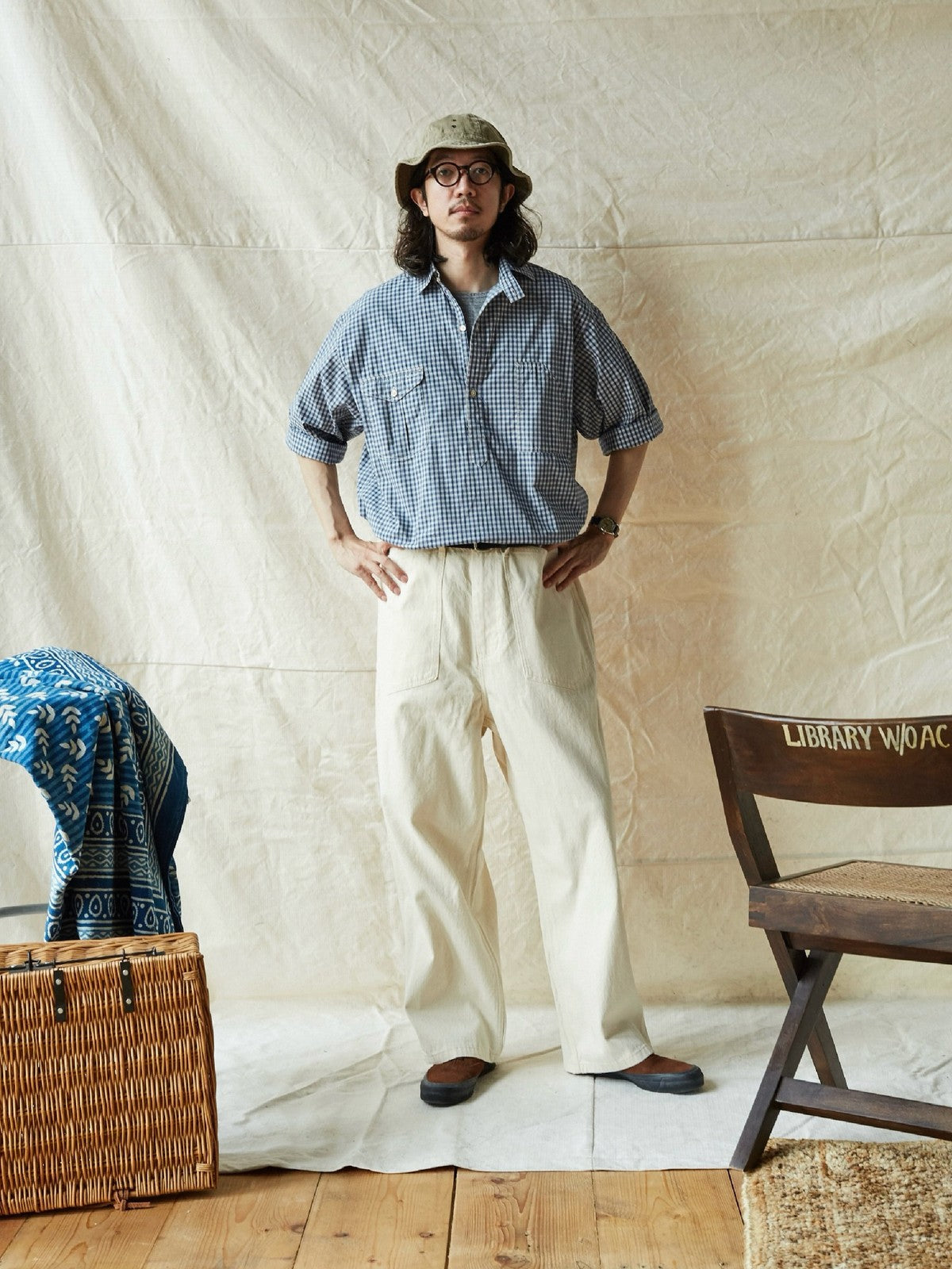 USAGE Vintage Neppy Cotton Straight Leg Jeans in Cream - On Male Model
