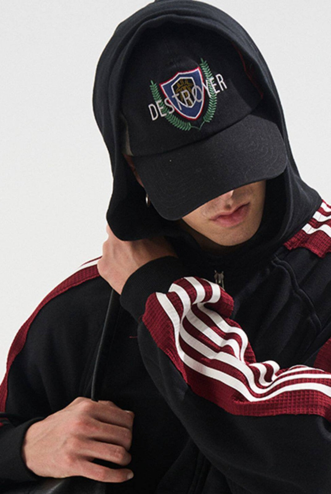 BLINDNOPLAN Contrast Tape Zip Up Hoodie in Black - On Male Model