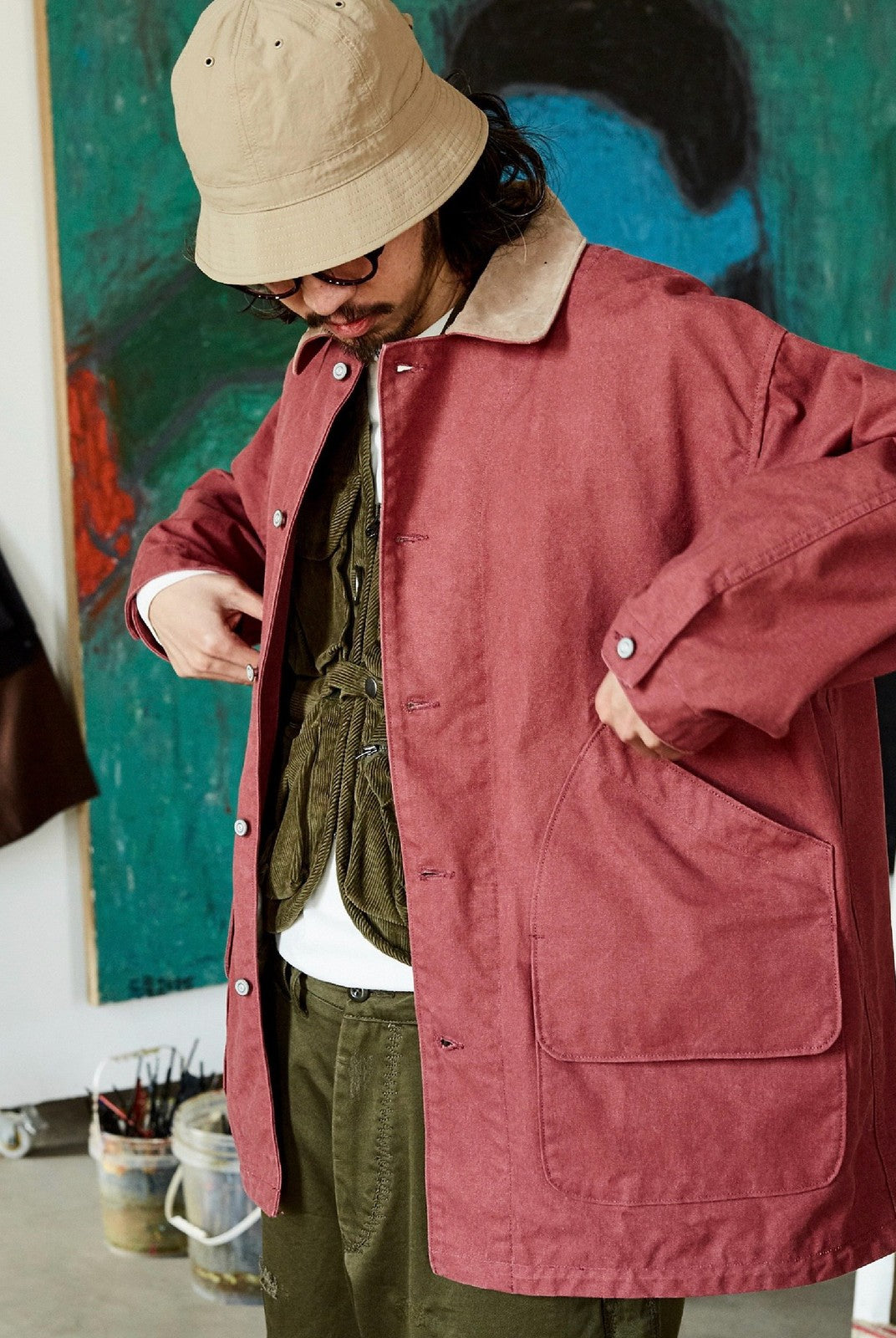 USAGE Heavyweight Canvas Hunting Jacket in Burgundy - On Male Model