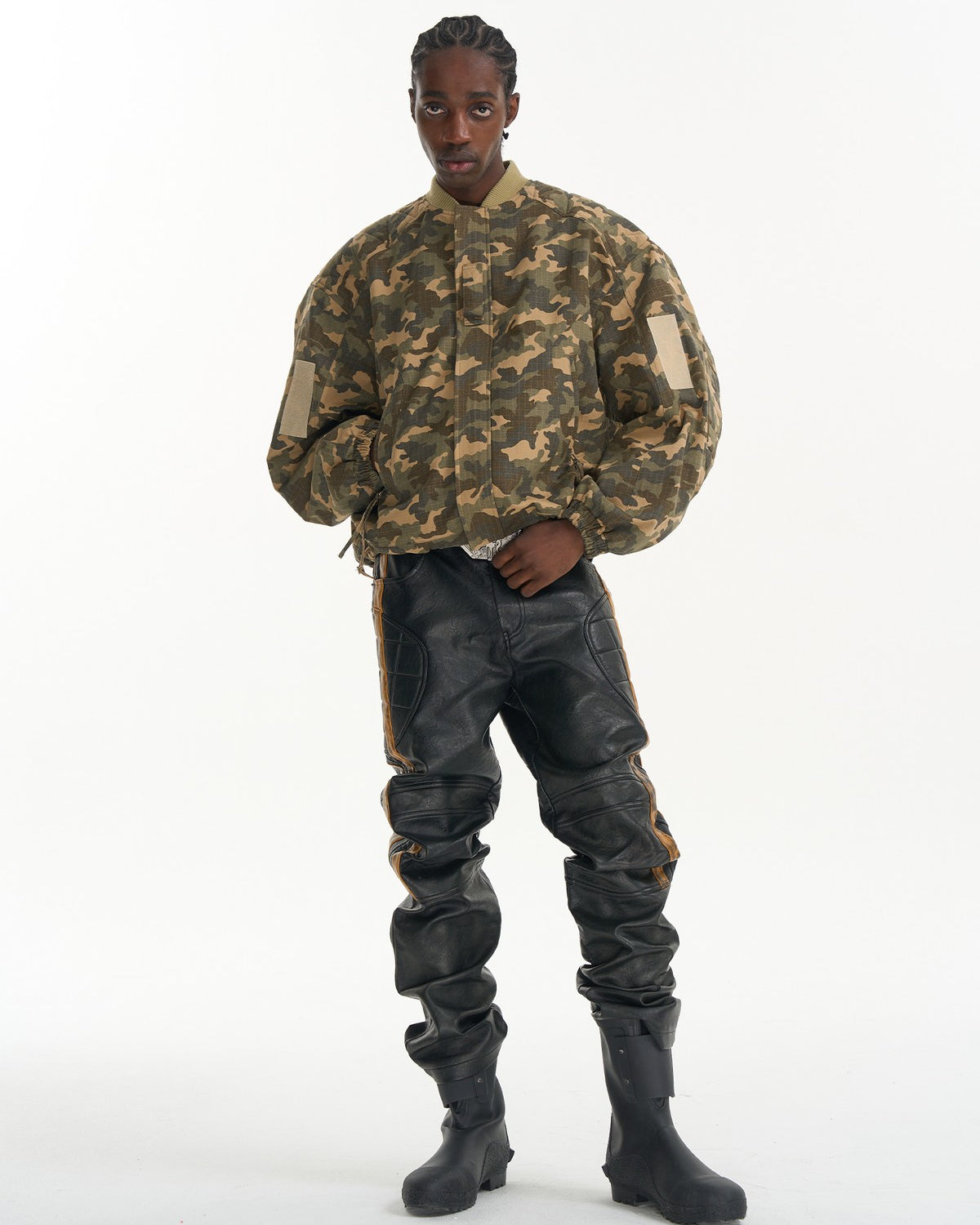 BLINDNOPLAN Heavyweight Cotton Camouflage Bomber in Beige - On Male Model
