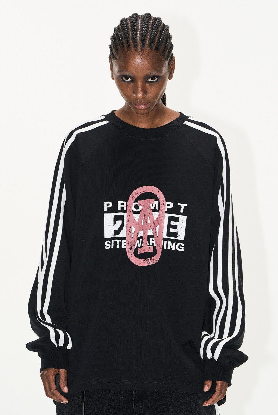 BLINDNOPLAN Color Block Graphic Raglan Sweatshirt in Black - On Female Model