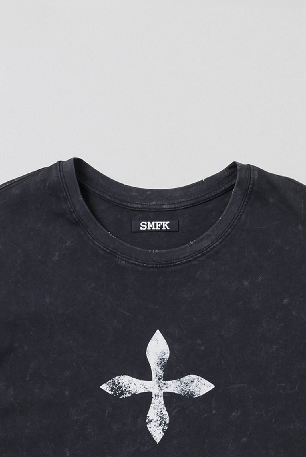 SMFK Washed Cross Graphic Cotton T Shirt in Gray - Detail
