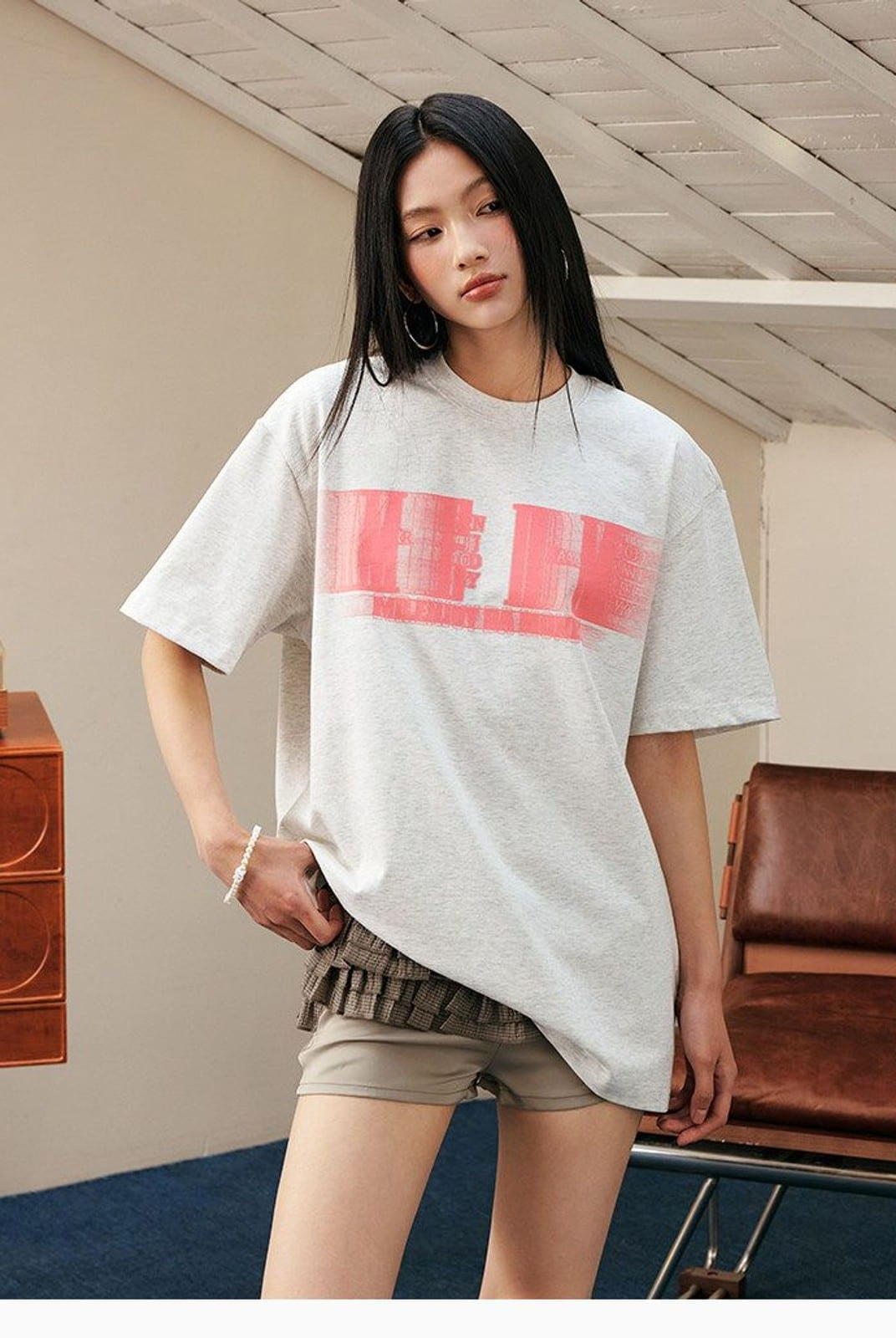 MEDM Glitch Logo Graphic Cotton T Shirt in Gray - On Female Model