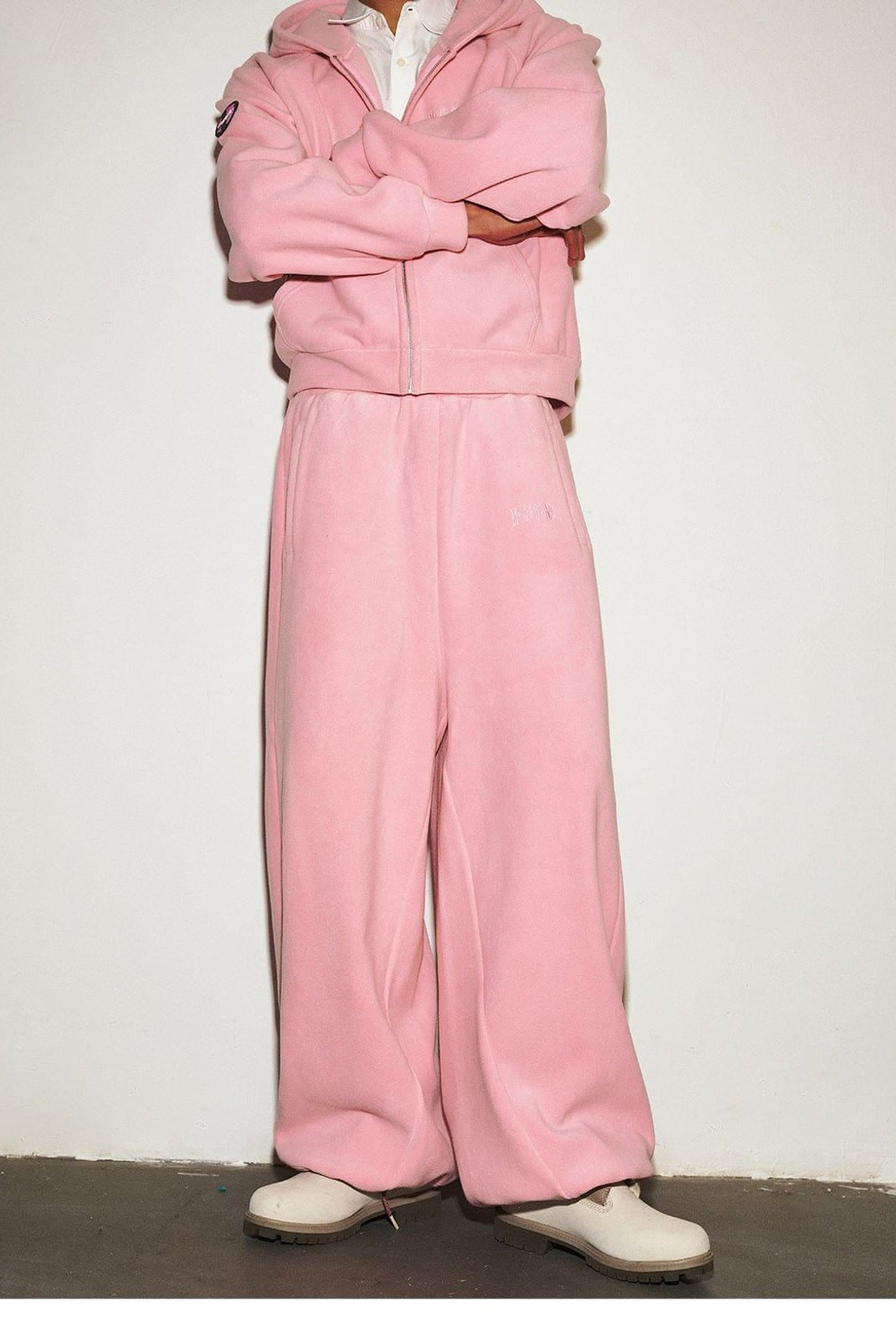 MEDM Lightweight Fleece Drawstring Sweatpants in Pink - On Model