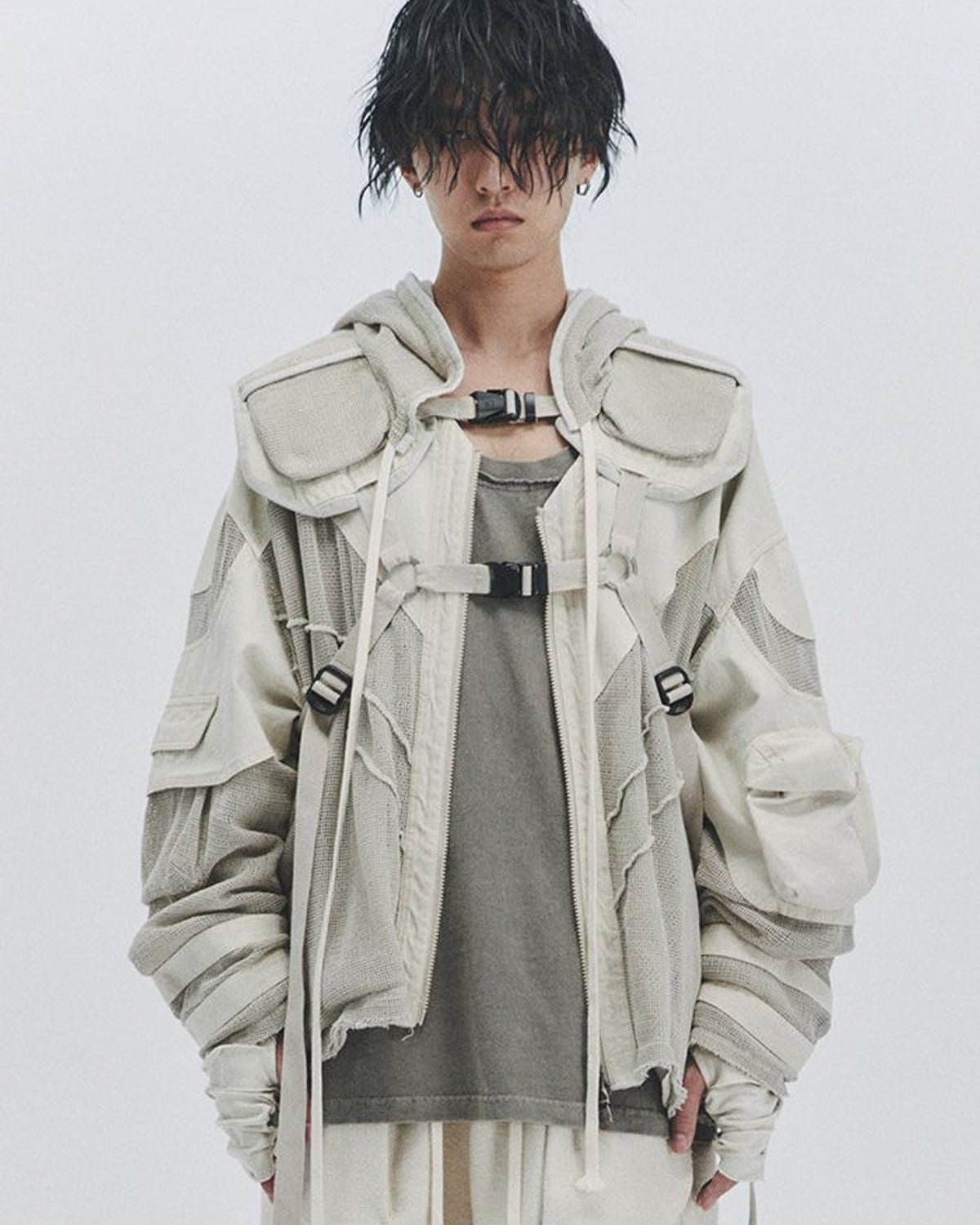 D5ove Tactical Multi Pocket Noragi Jacket in Gray - On Male Model