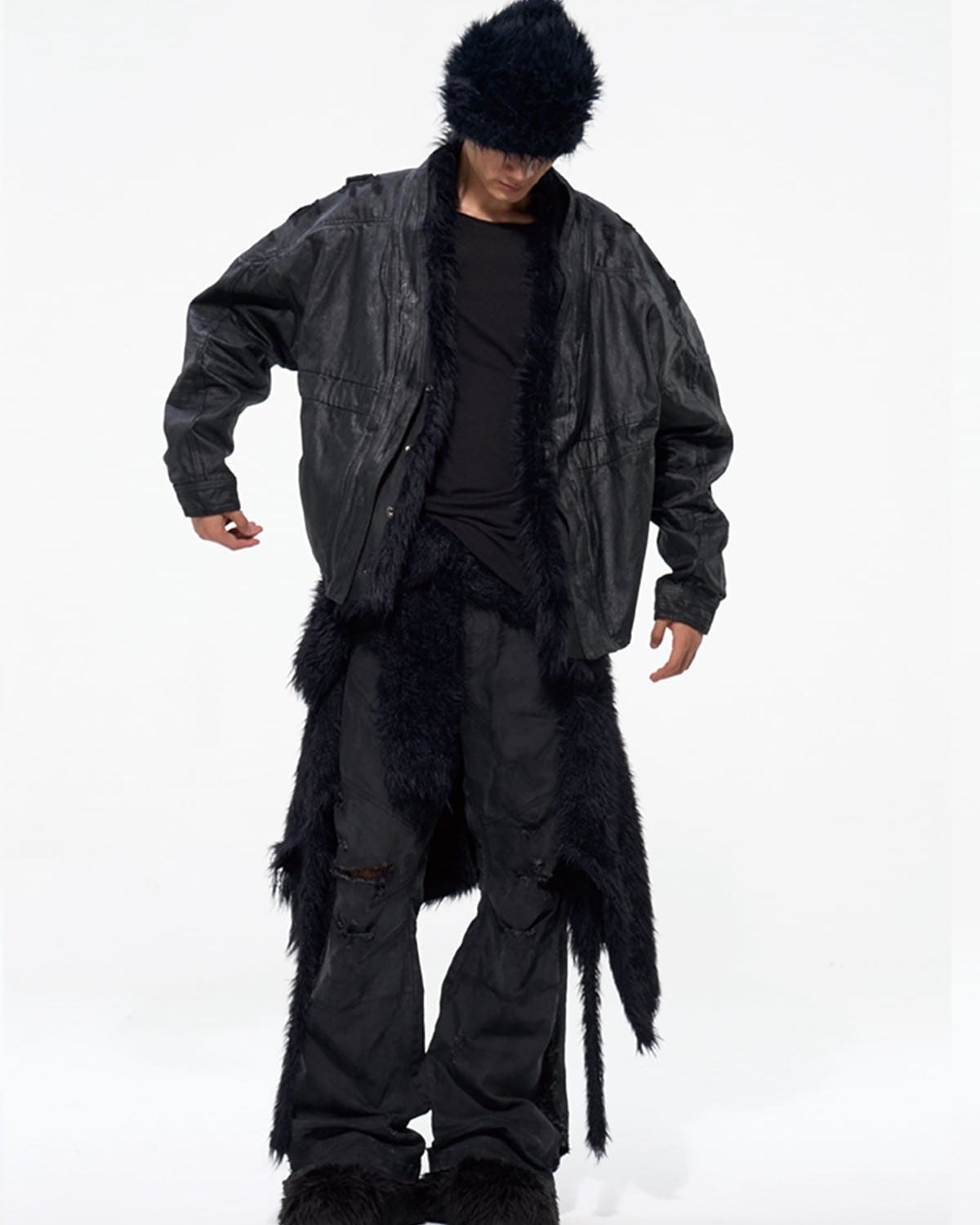 D5ove Detachable Fur Collar Waxed Cotton Jacket in Black - On Male Model