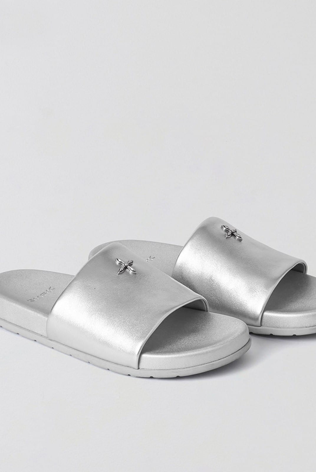 SMFK Leather Cross Detail Slide Sandals in Gray