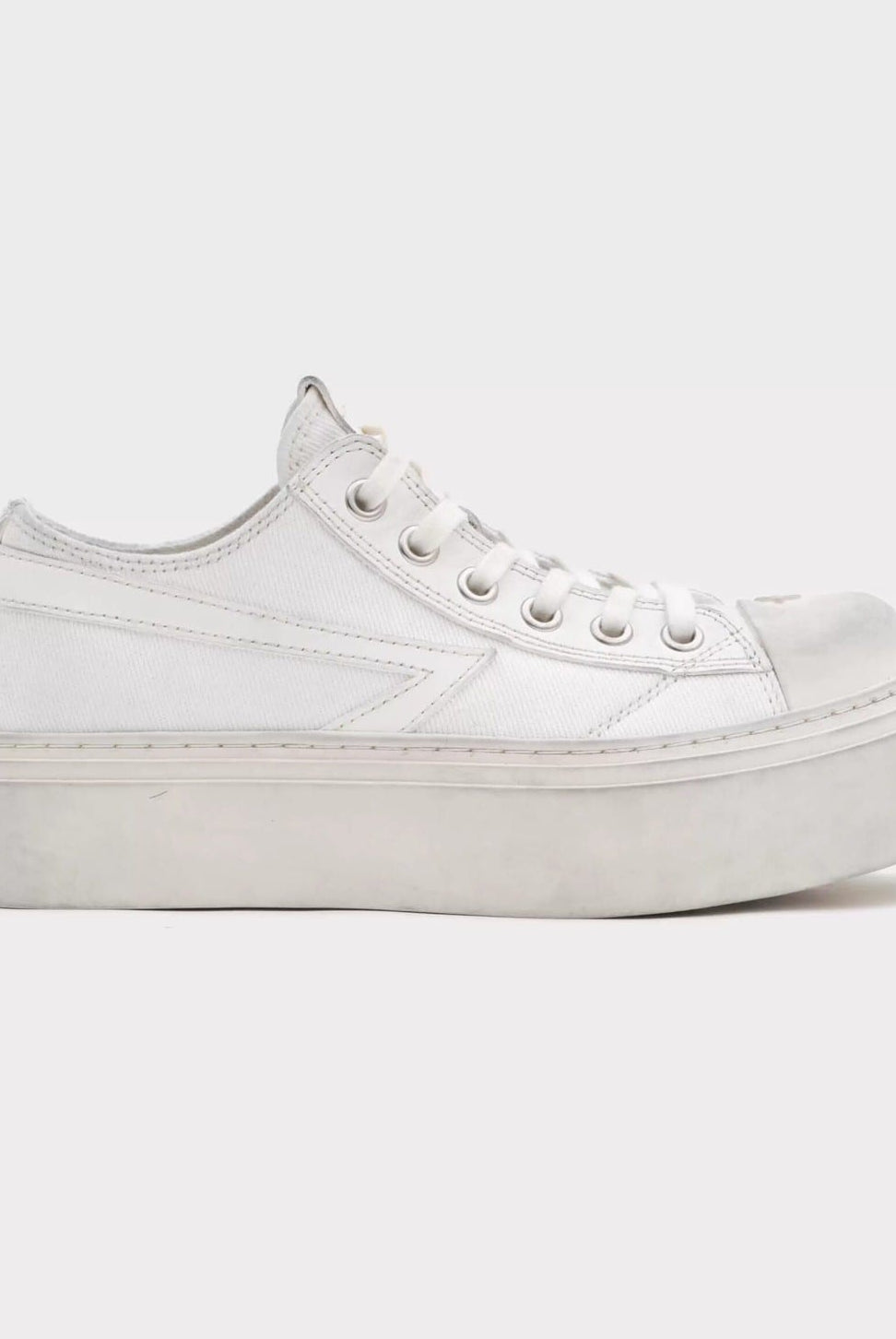 SMFK Distressed Canvas Skate Sneakers in White