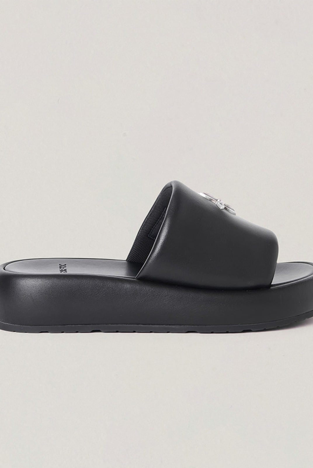 SMFK Cowhide Leather Cross Hardware Slides in Black