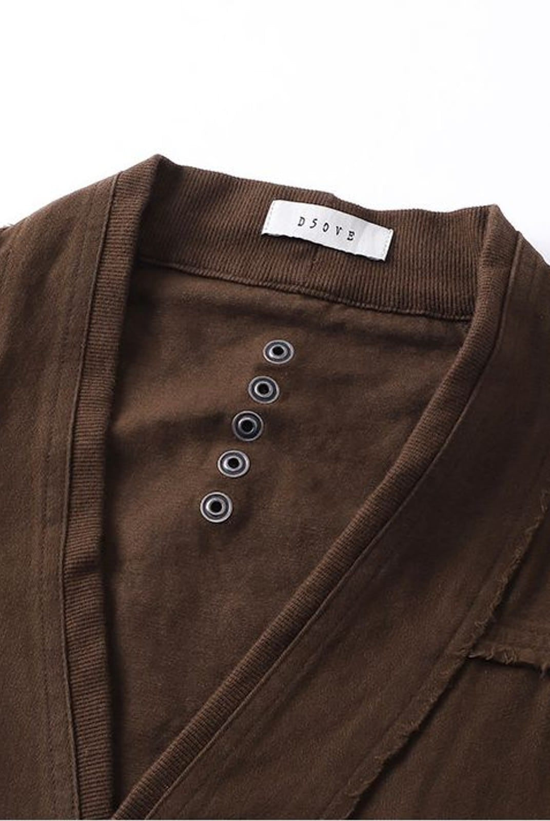 D5ove Raw Hem Boxy Short Sleeve Shirt in Dark Brown - Detail