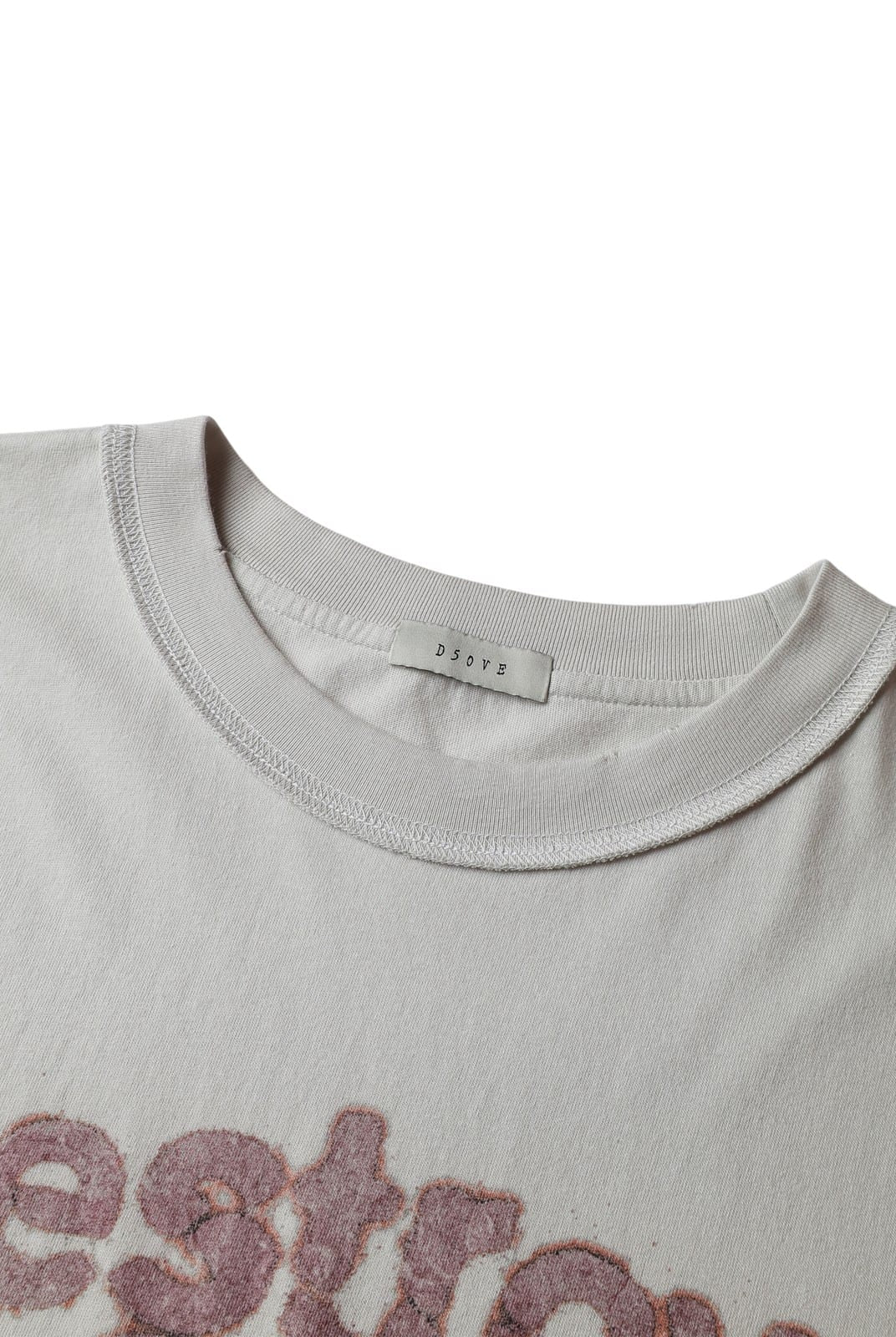 D5ove Vintage Peace Puppy Print T Shirt in White - Detail