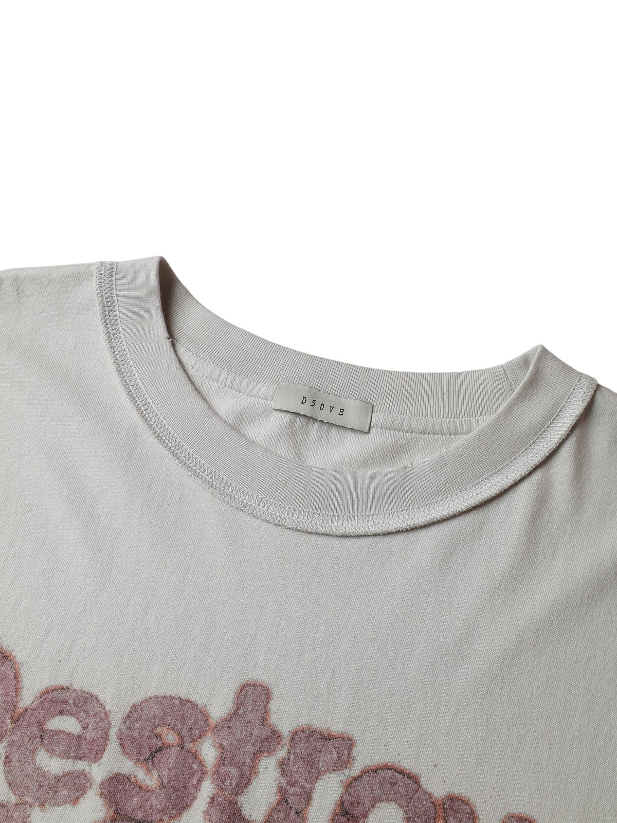 D5ove Vintage Peace Puppy Print T Shirt in White - Detail