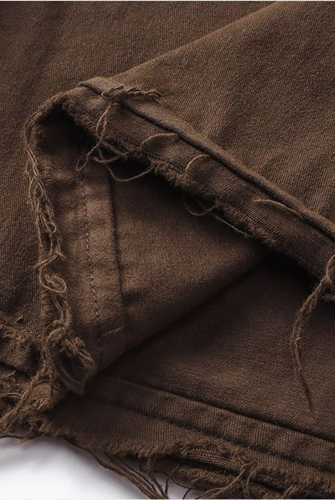 D5ove Raw Hem Boxy Short Sleeve Shirt in Dark Brown - Detail